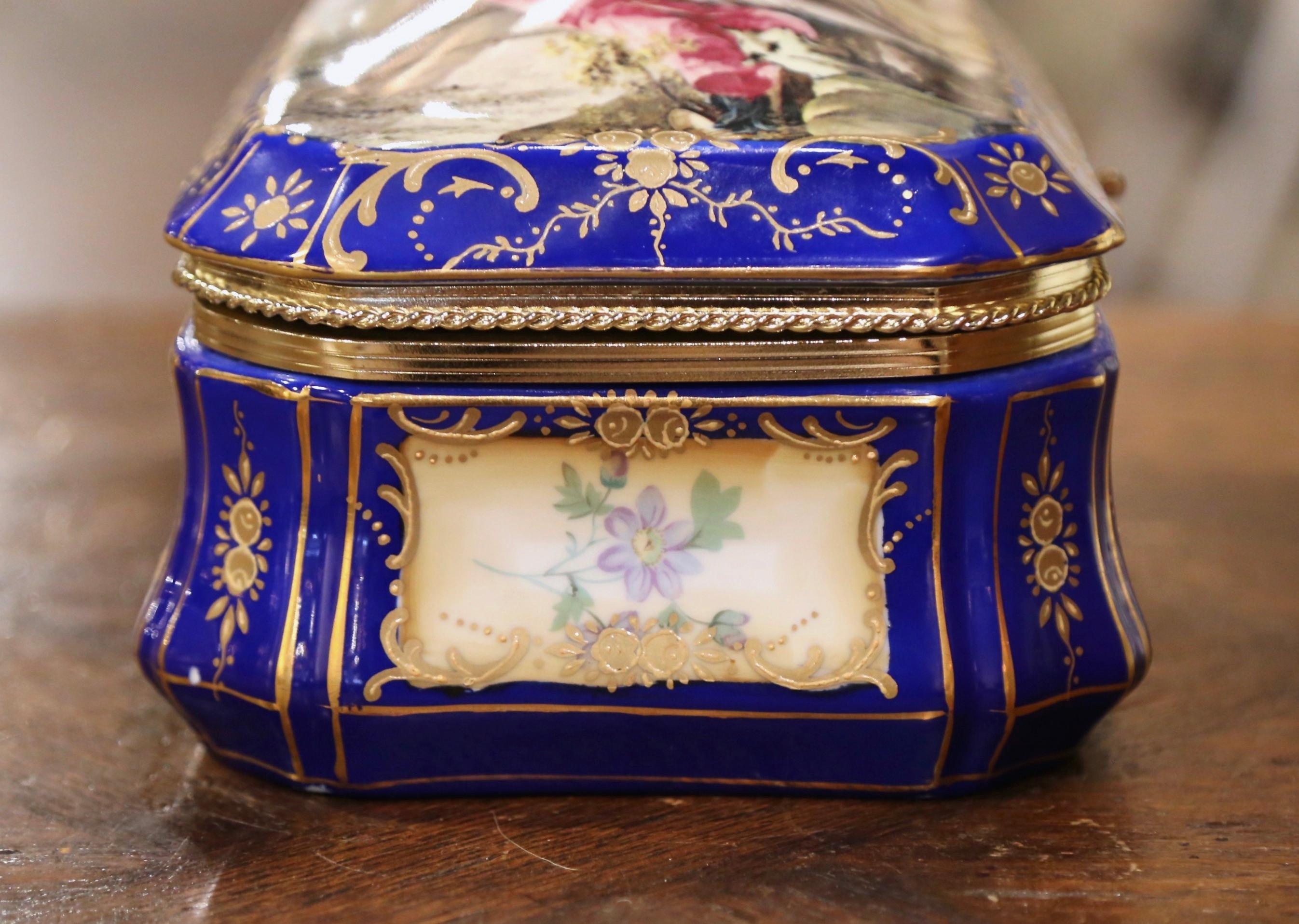 Early 20th Century French Sèvres Painted Porcelain and Gilt Brass Jewelry Box 5