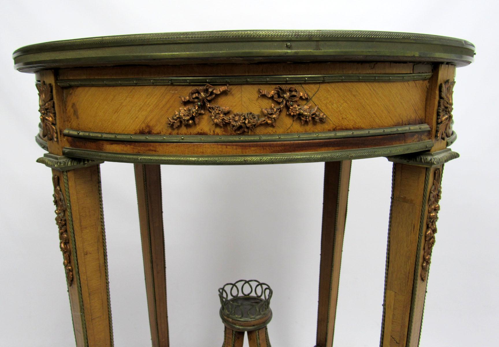 Early 20th Century French Side Table 9