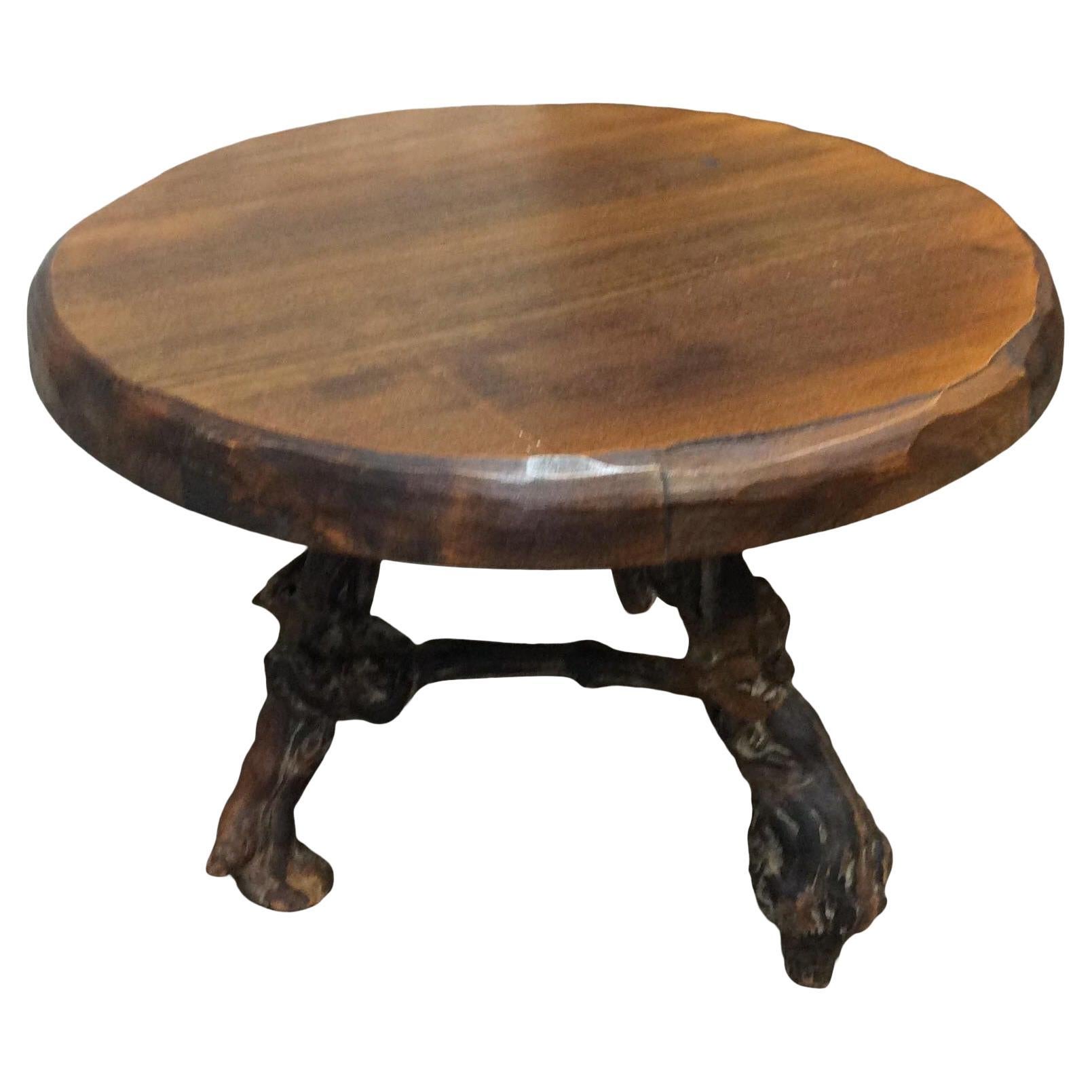 Early 20th Century French Side Table with Grapevine Base For Sale