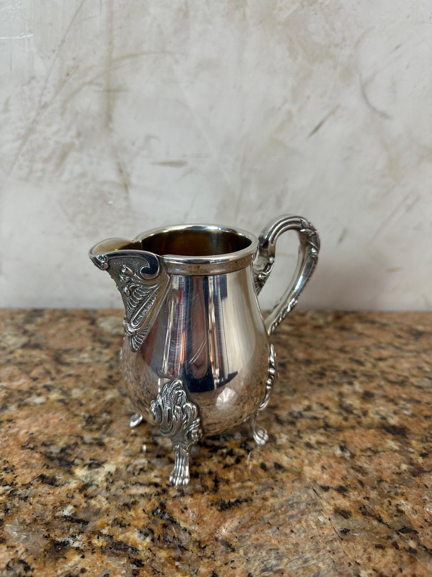 Service à café et à thé en métal argenté de style Rocaille du début du 20e siècle, années 1900 en vente 12