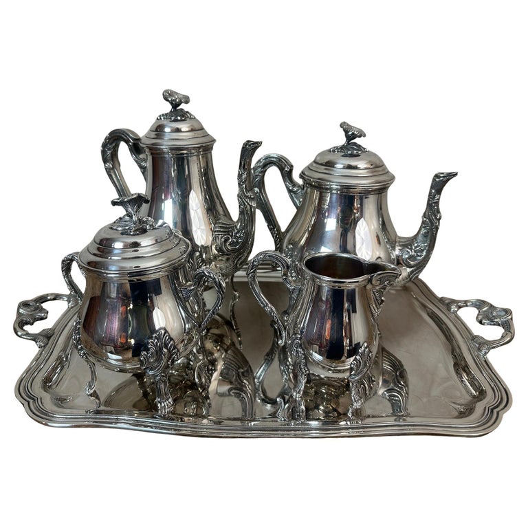 Anfang des 20. Jahrhunderts Französisches Rocaille-Silbergeschirr für Kaffee und Tee, 1900er Jahre im Angebot bei 1stDibs Deutschland