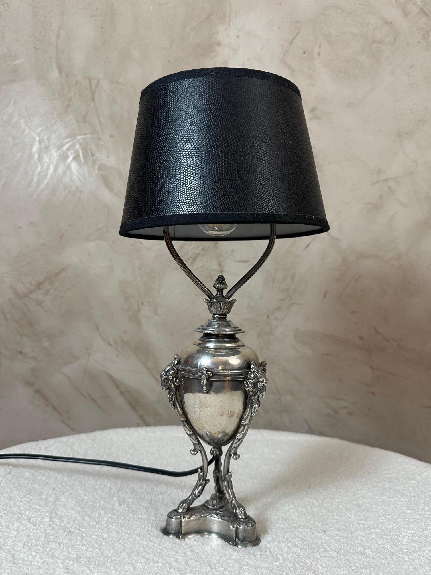 Début du 20ème siècle Lampe de table en métal argenté française du début du 20e siècle, années 1900 en vente