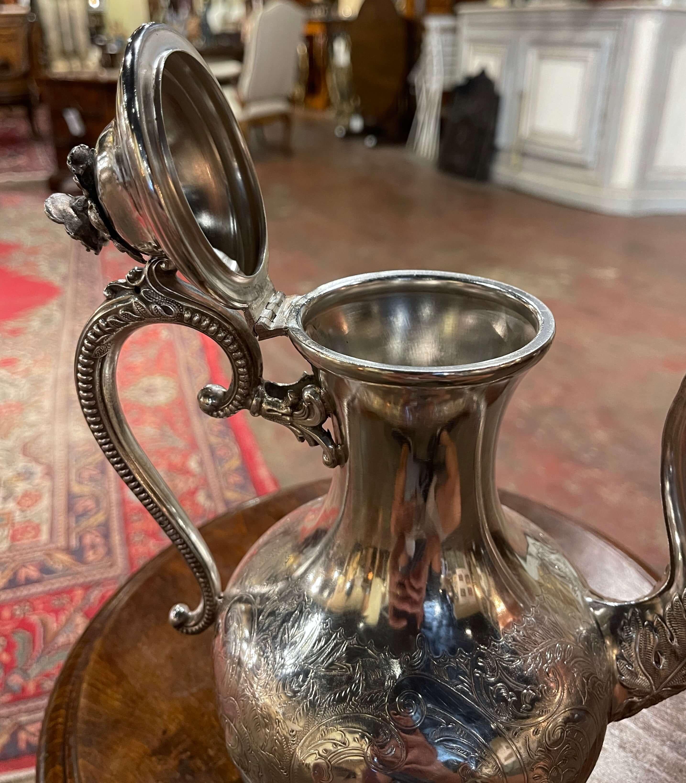 Early 20th Century French Silver Plated Teapot or Coffeepot with Engraved Motifs 3