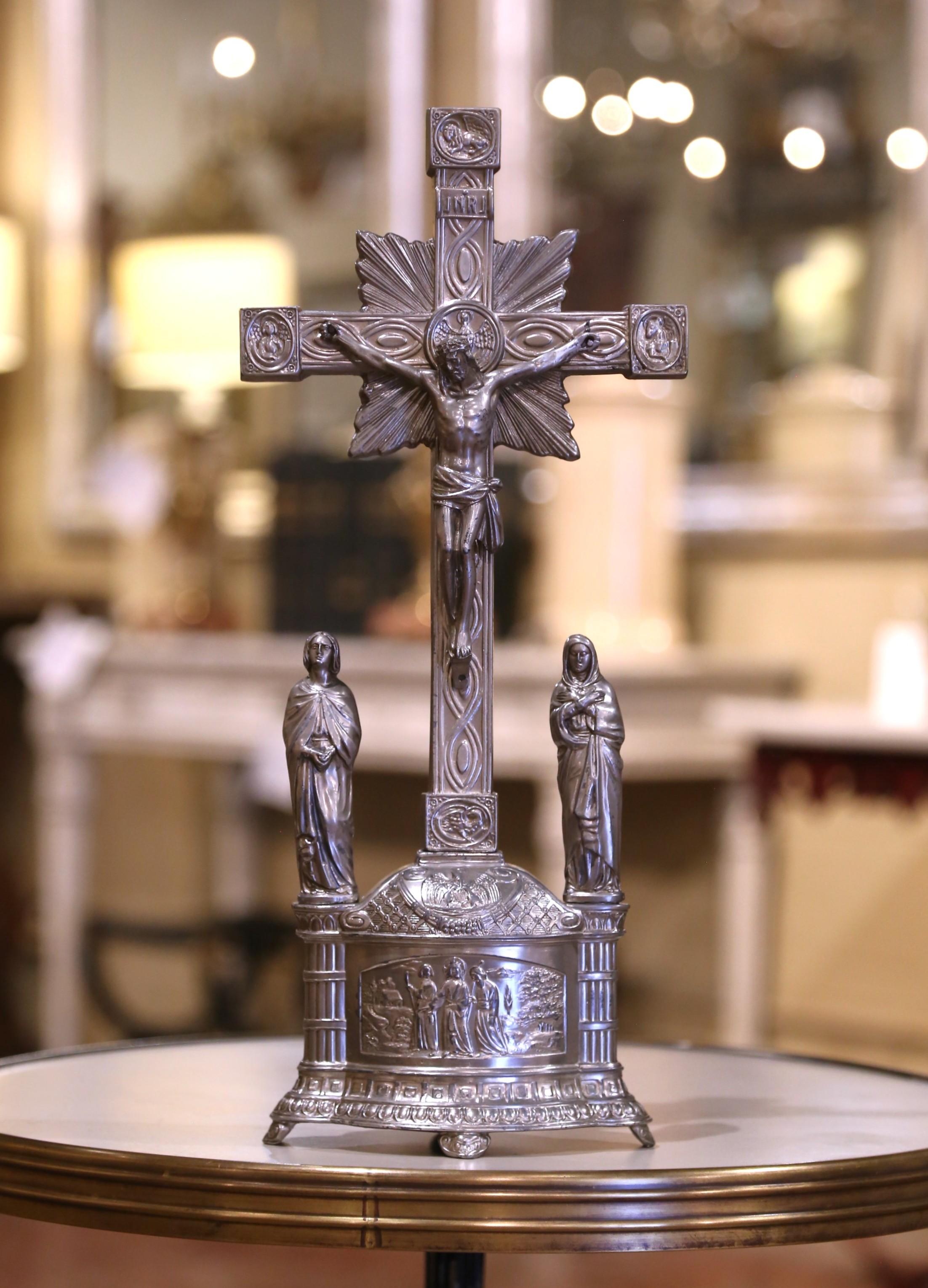 Crocifisso francese in spelta argentata dell'inizio del XX secolo  e figure rimovibili In condizioni ottime in vendita a Dallas, TX