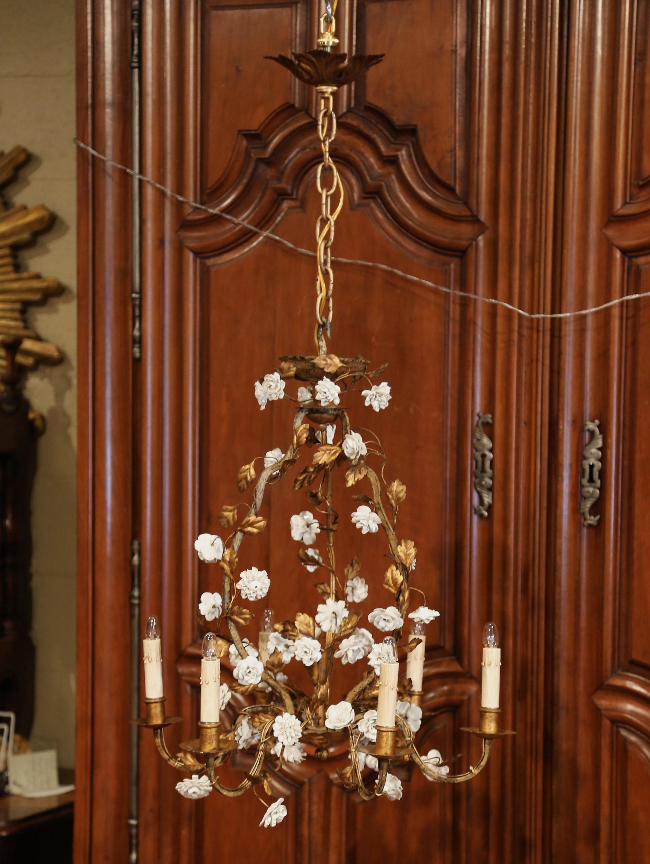 Early 20th Century French Six-Light Chandelier with Porcelain Flowers and Leaves In Excellent Condition In Dallas, TX