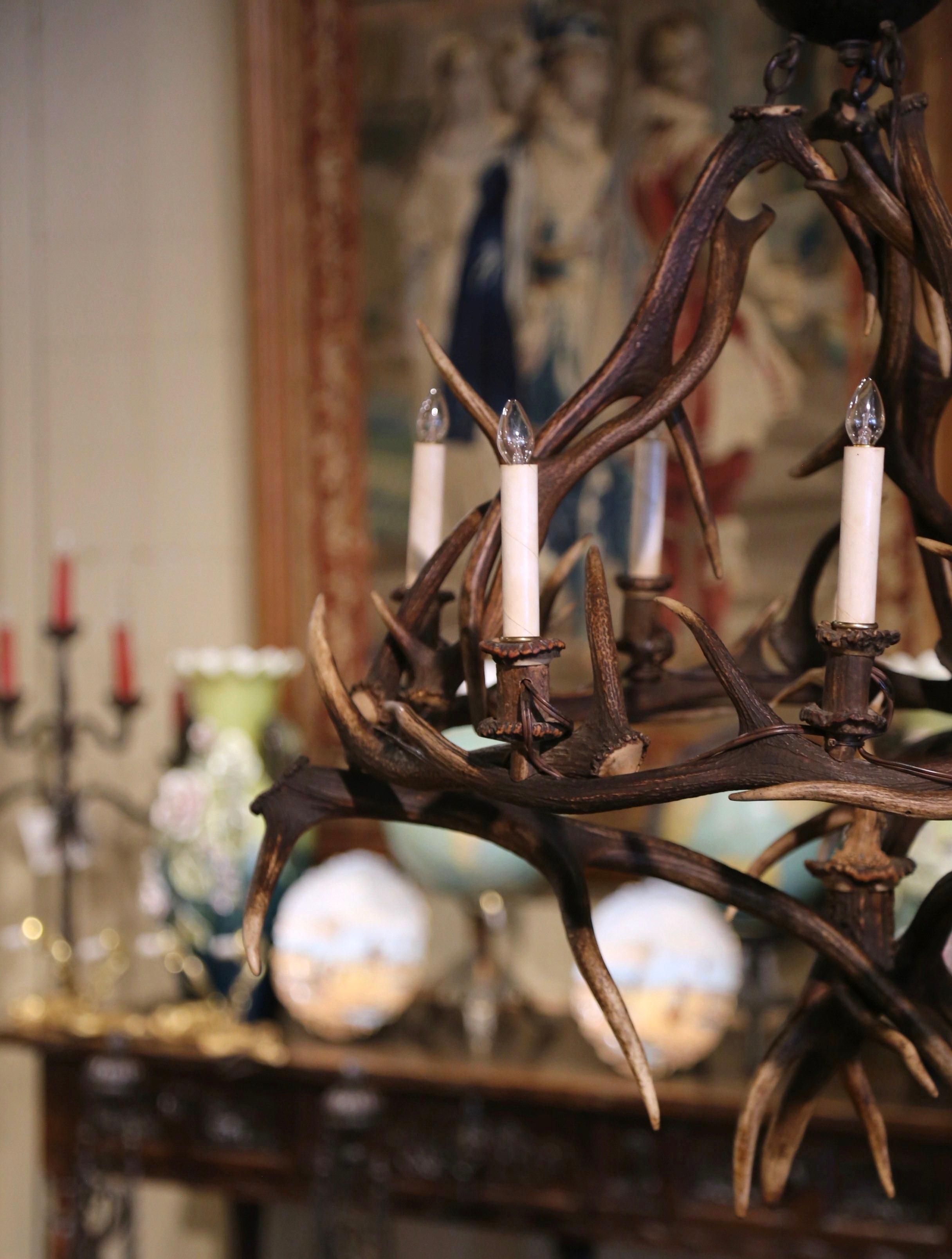 Country Early 20th Century French  Six-Light Deer Antler Horn Chandelier For Sale