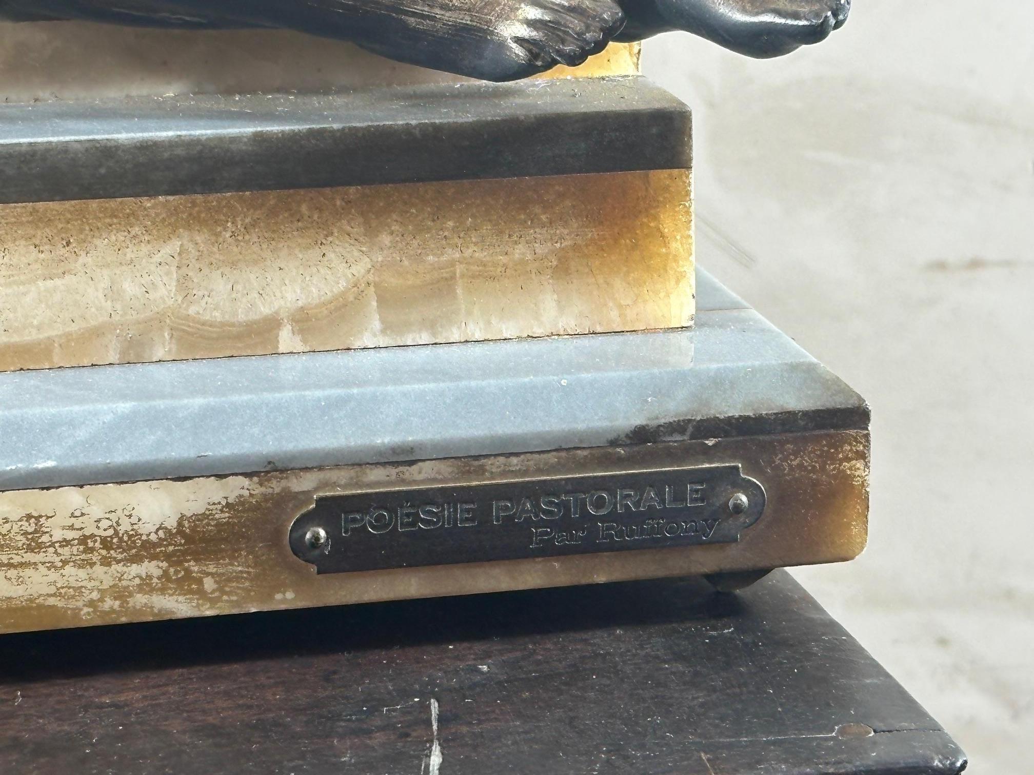 Statua Art nouveau francese in marmo e spelta dei primi del Novecento, anni '25 In condizioni buone in vendita a LEGNY, FR