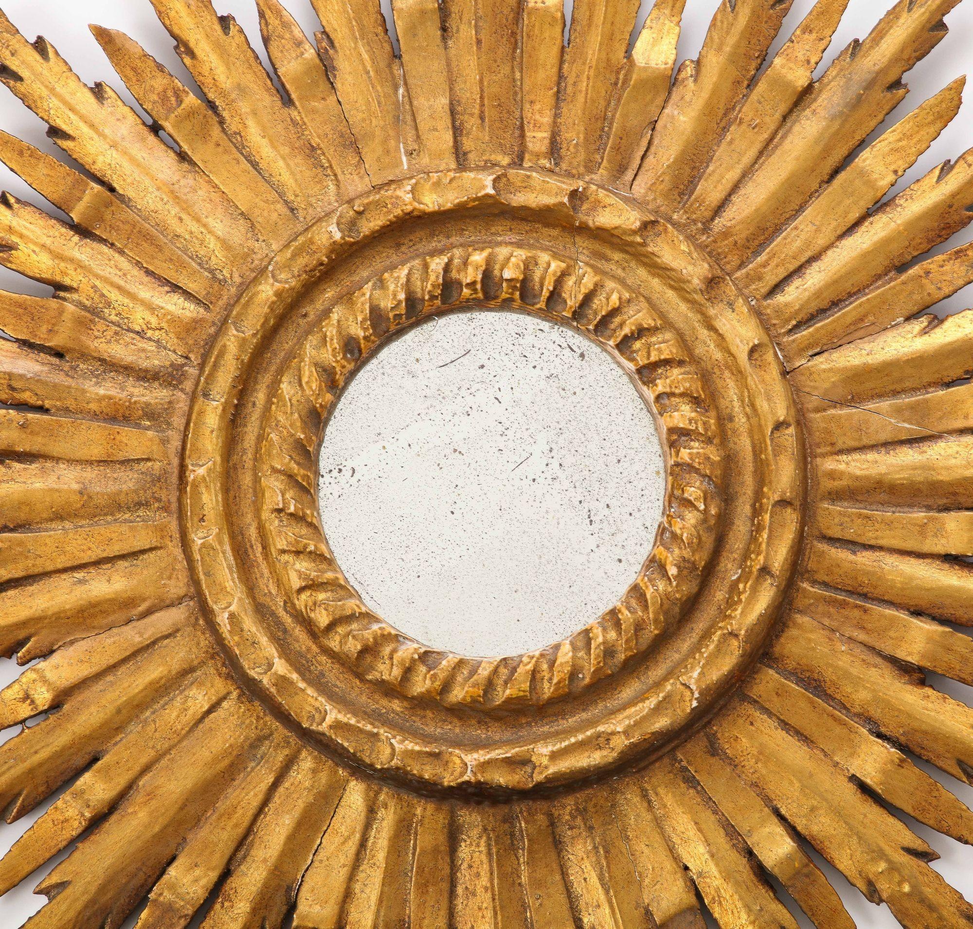 Early 20th Century French Sunburst Mirror In Good Condition For Sale In South Salem, NY