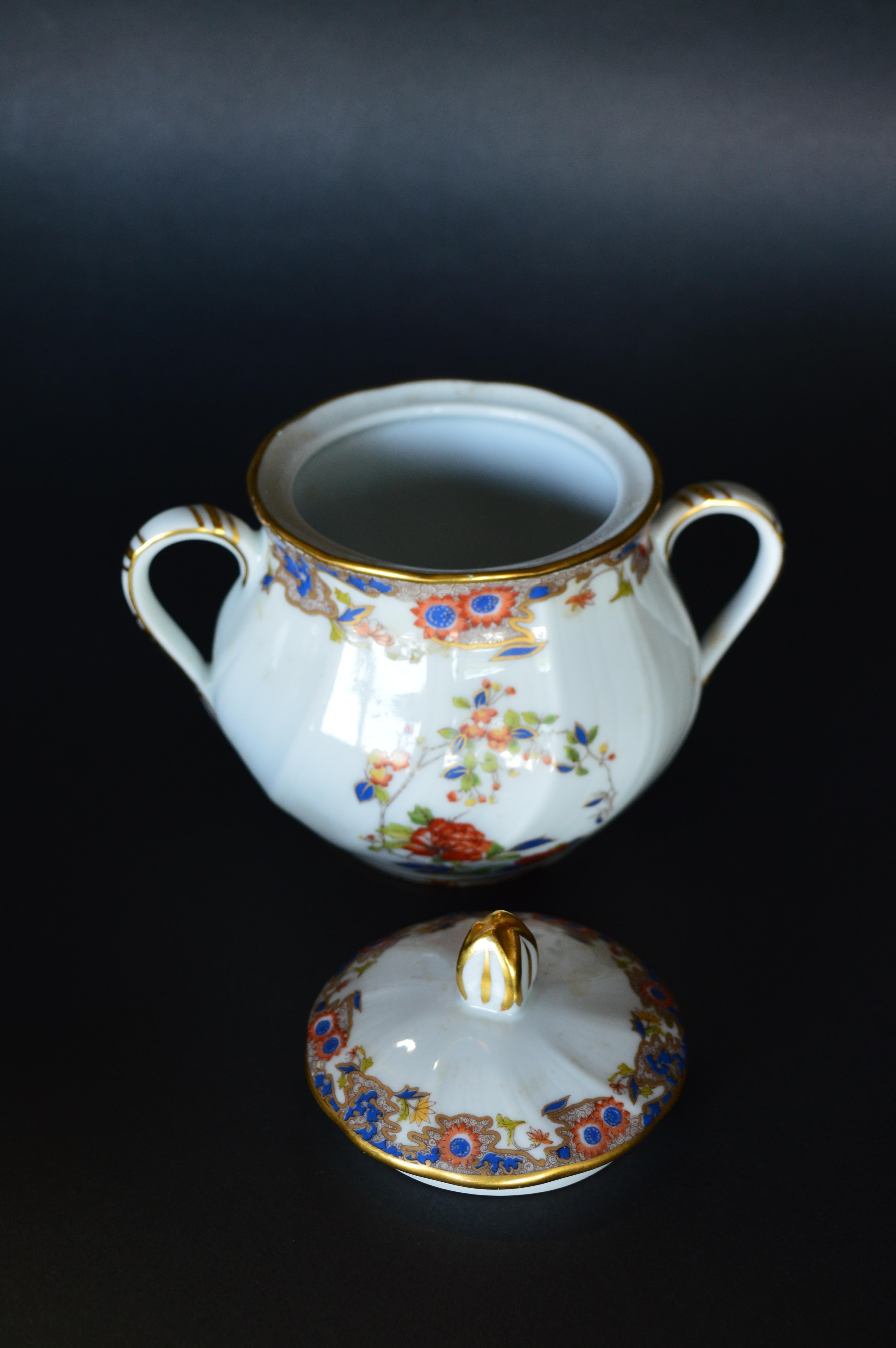 Early 20th Century French Tea Set by Bernardaud Limoges In Good Condition In Los Angeles, CA