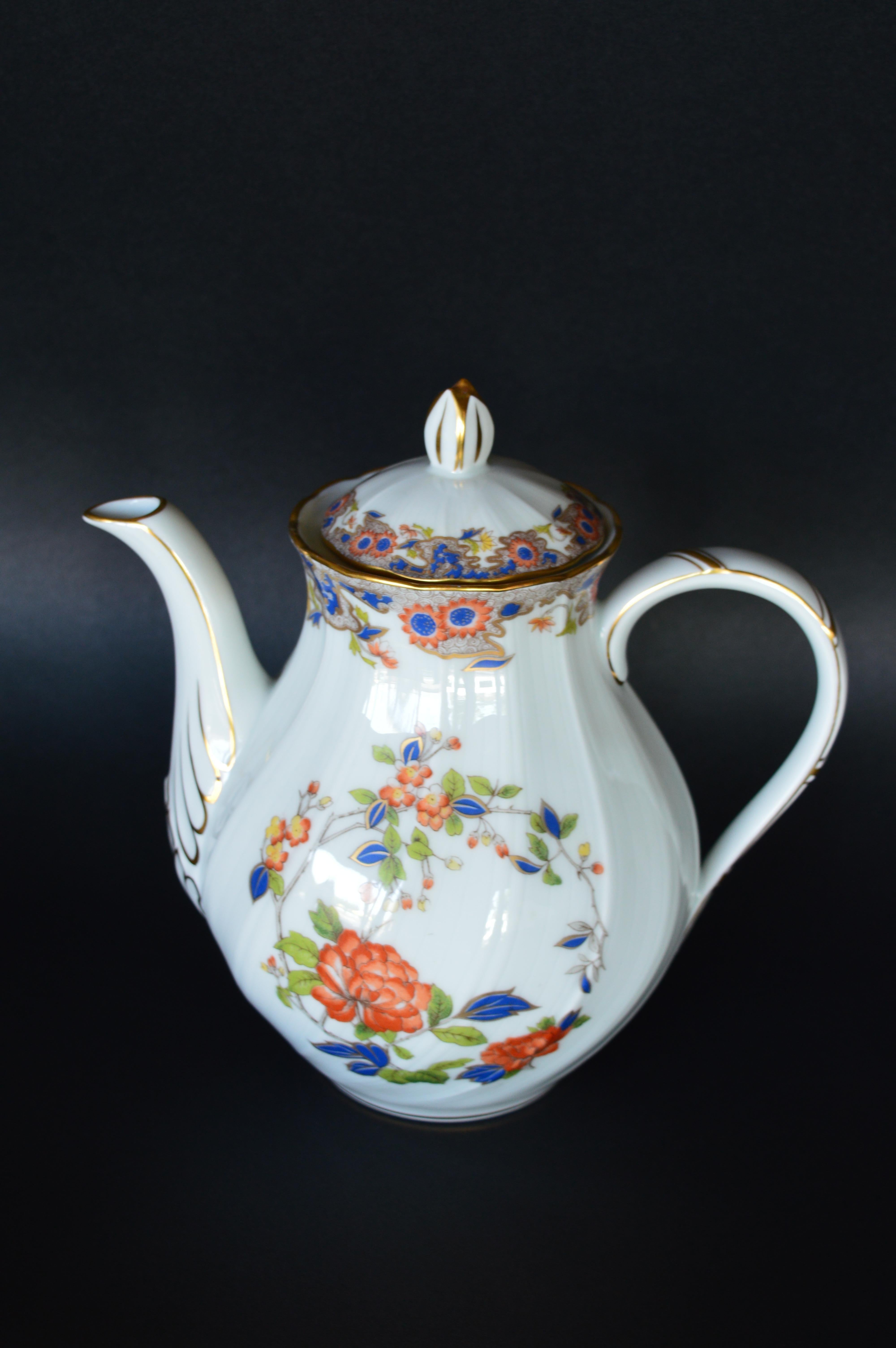 Porcelain Early 20th Century French Tea Set by Bernardaud Limoges