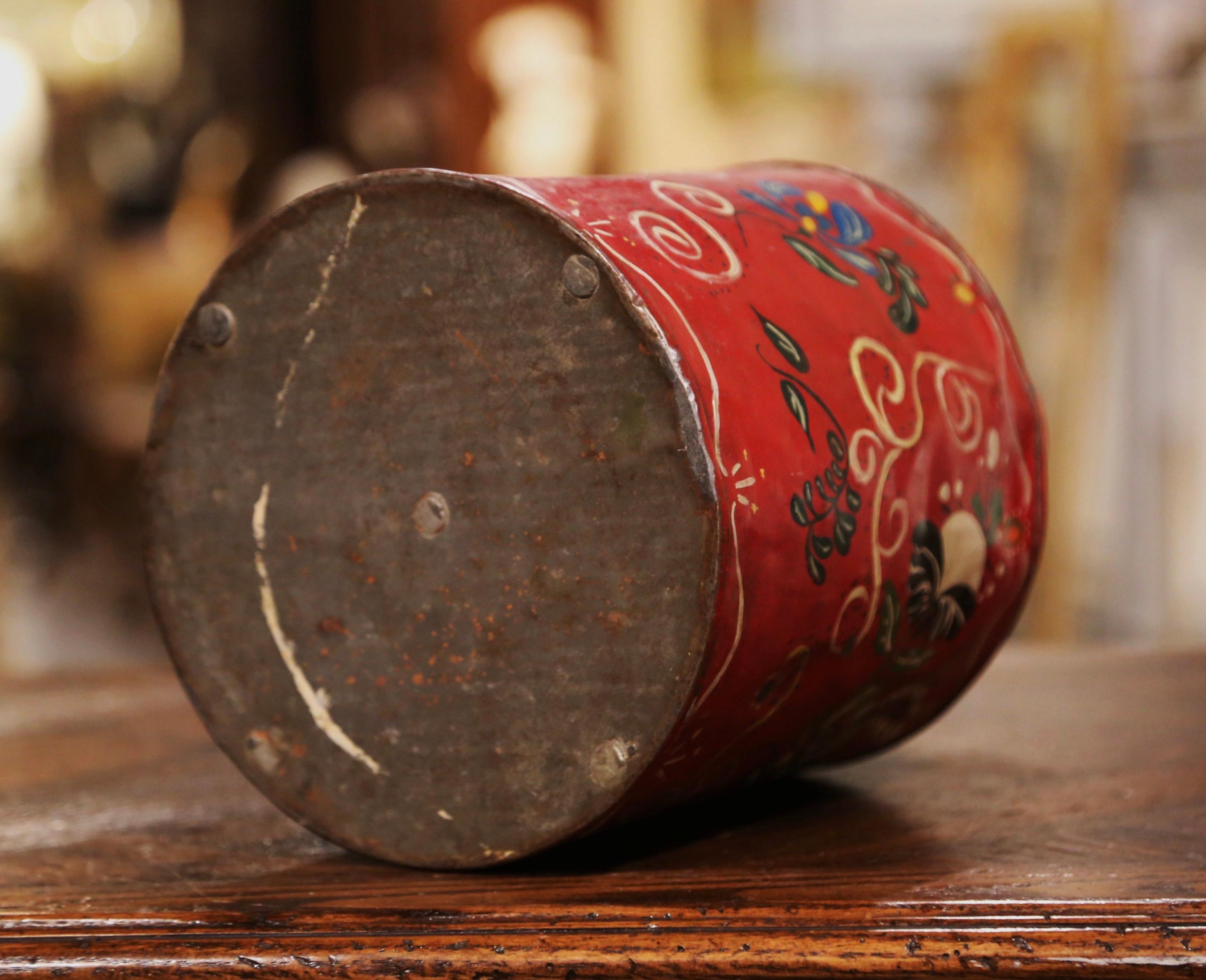 Early 20th Century French Tole Milk Can with Hand Painted Foliage Motifs 5
