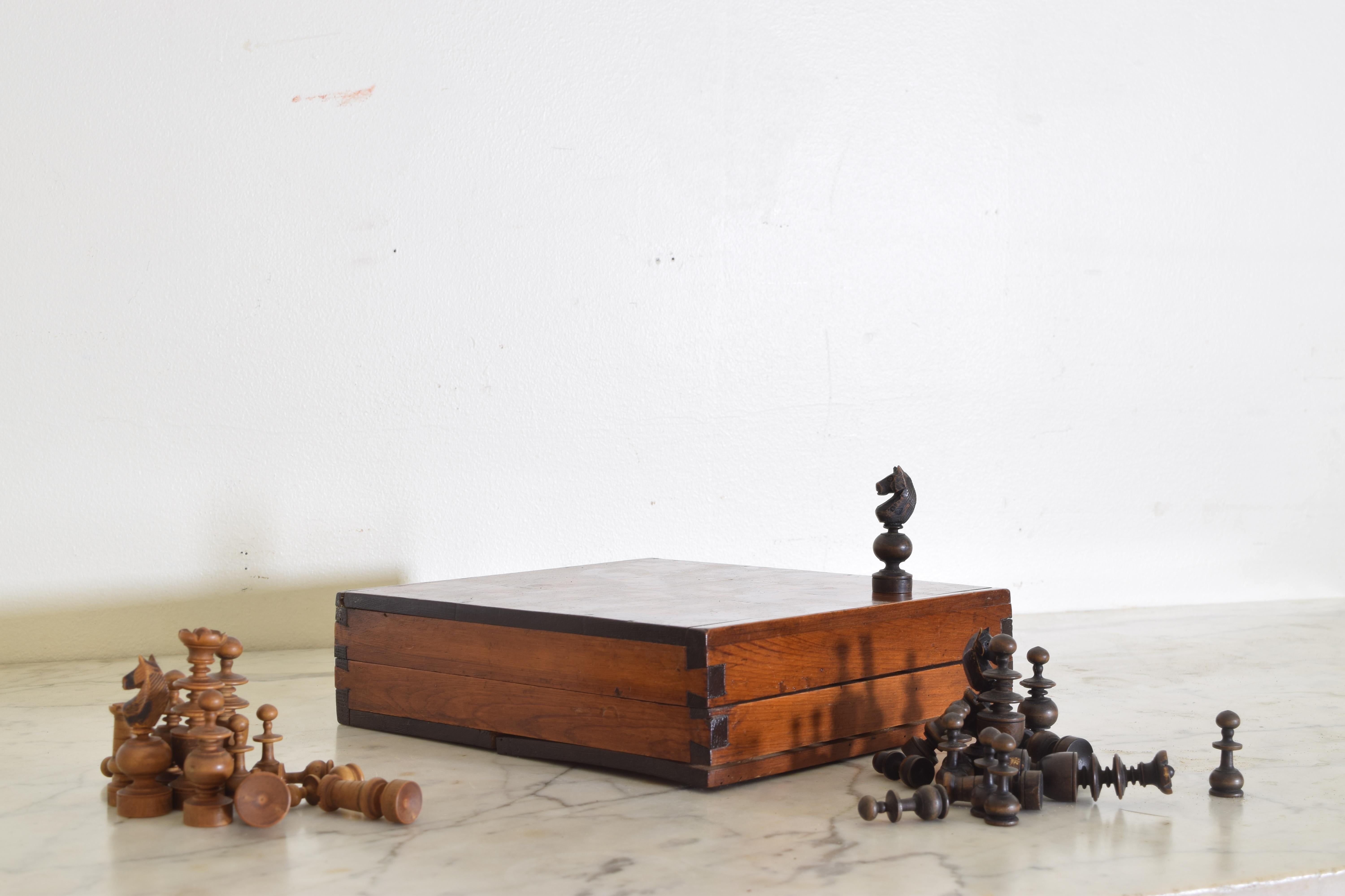 Early 20th Century French Traveling Chess Set Game Box In Fair Condition In Atlanta, GA
