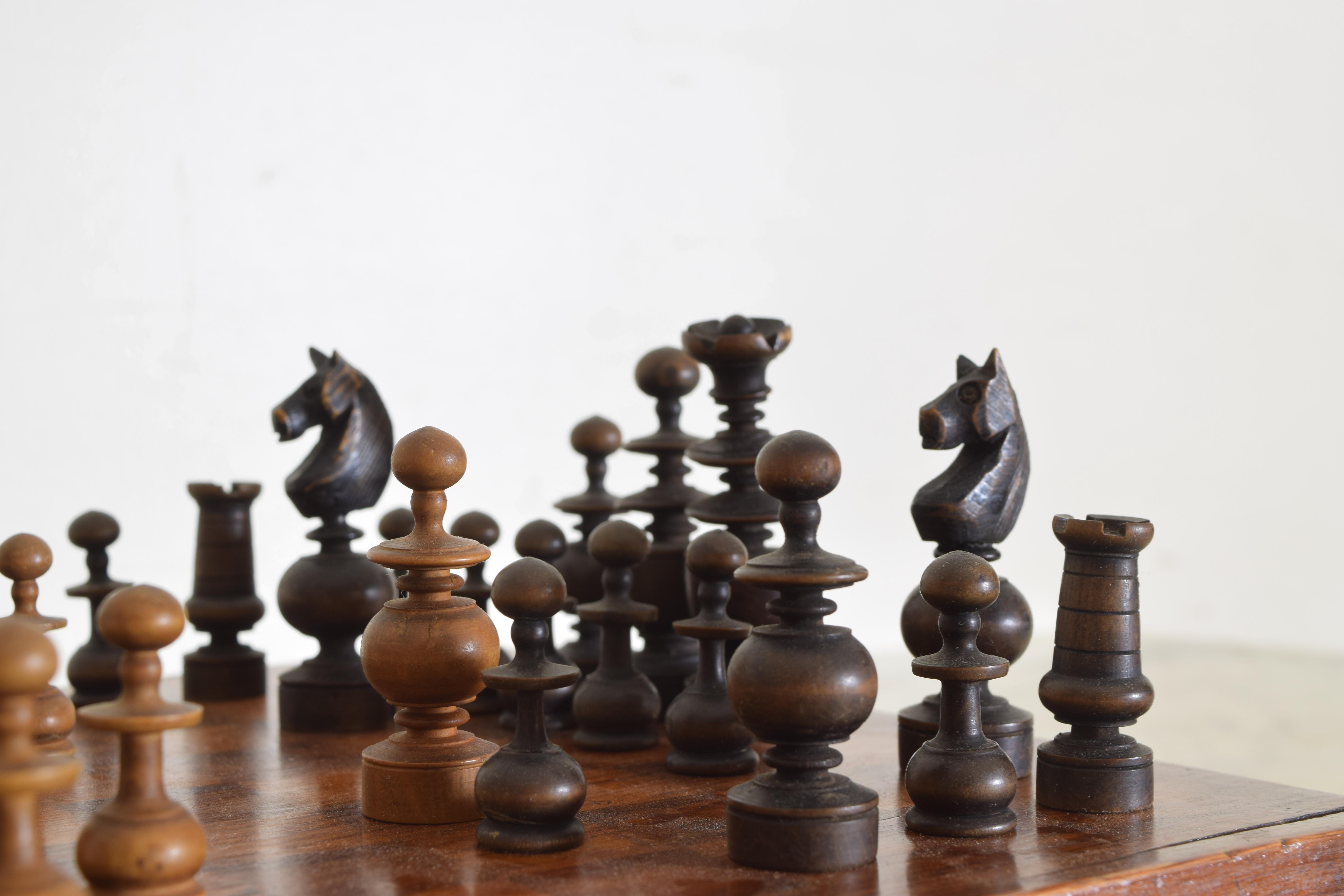 Early 20th Century French Traveling Chess Set Game Box 3