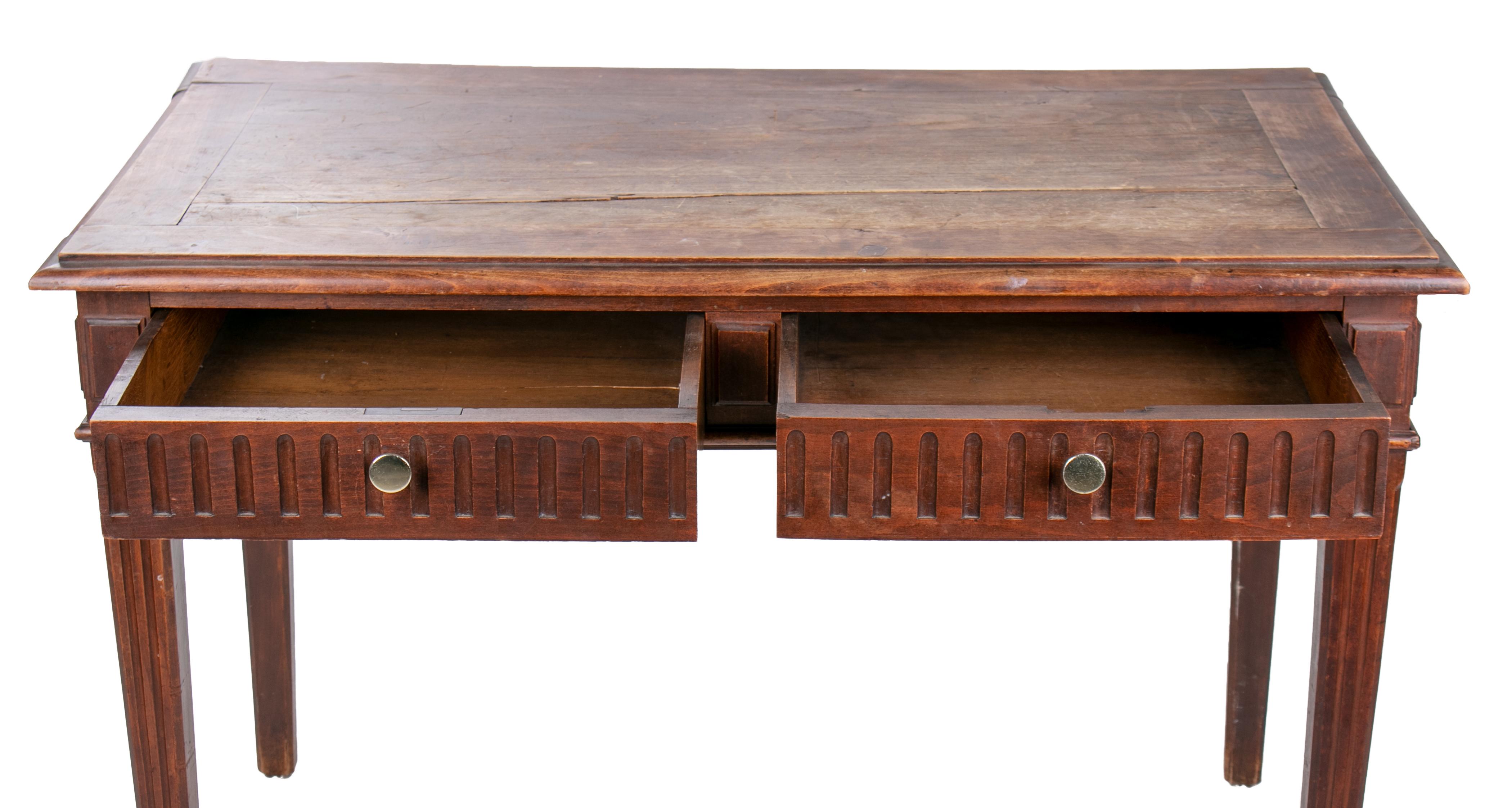 Early 20th Century French Two-Drawer Office Desk In Good Condition For Sale In Marbella, ES