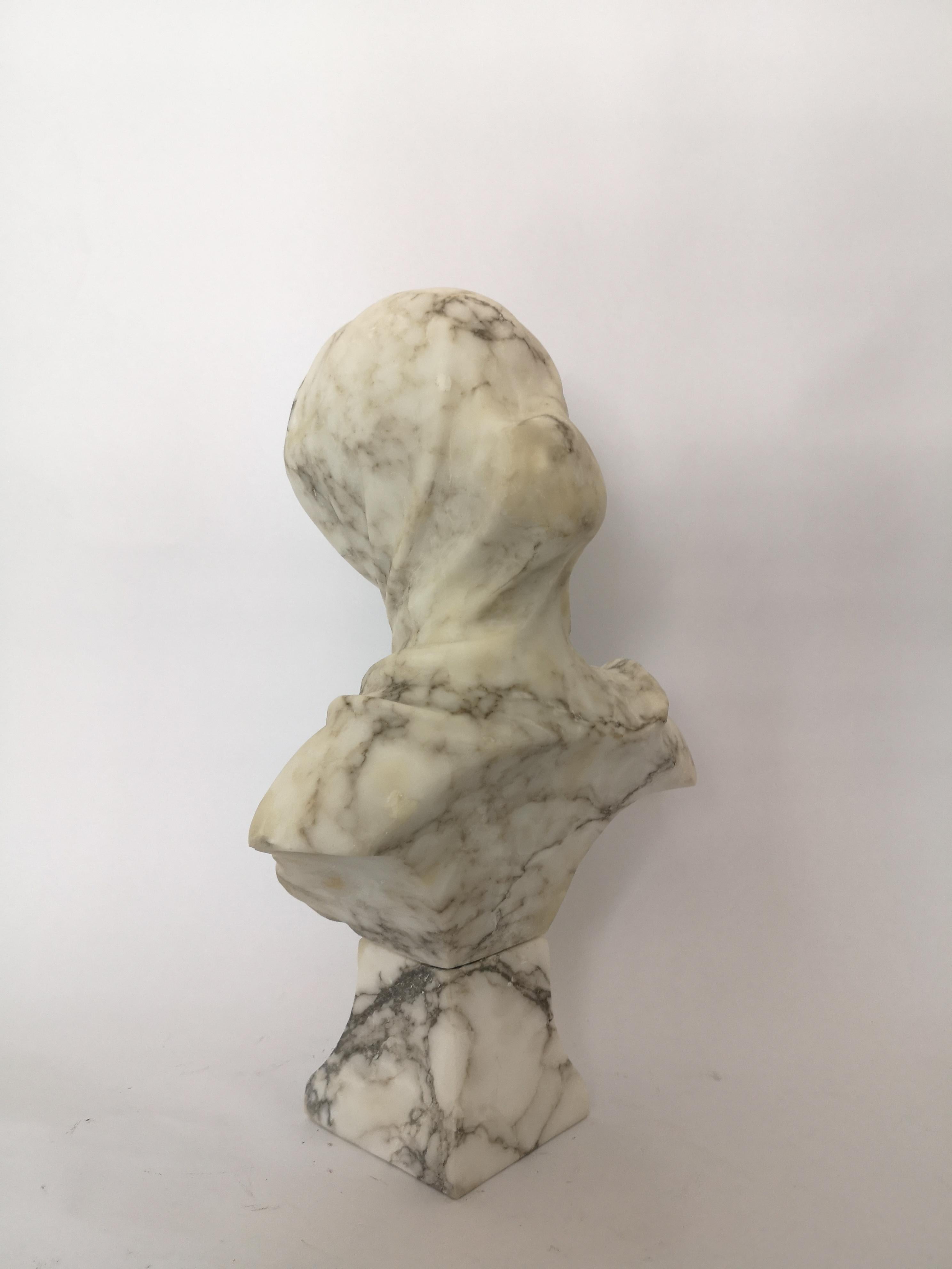 Early 20th Century French Veined Marble Bust of a Girl For Sale 5