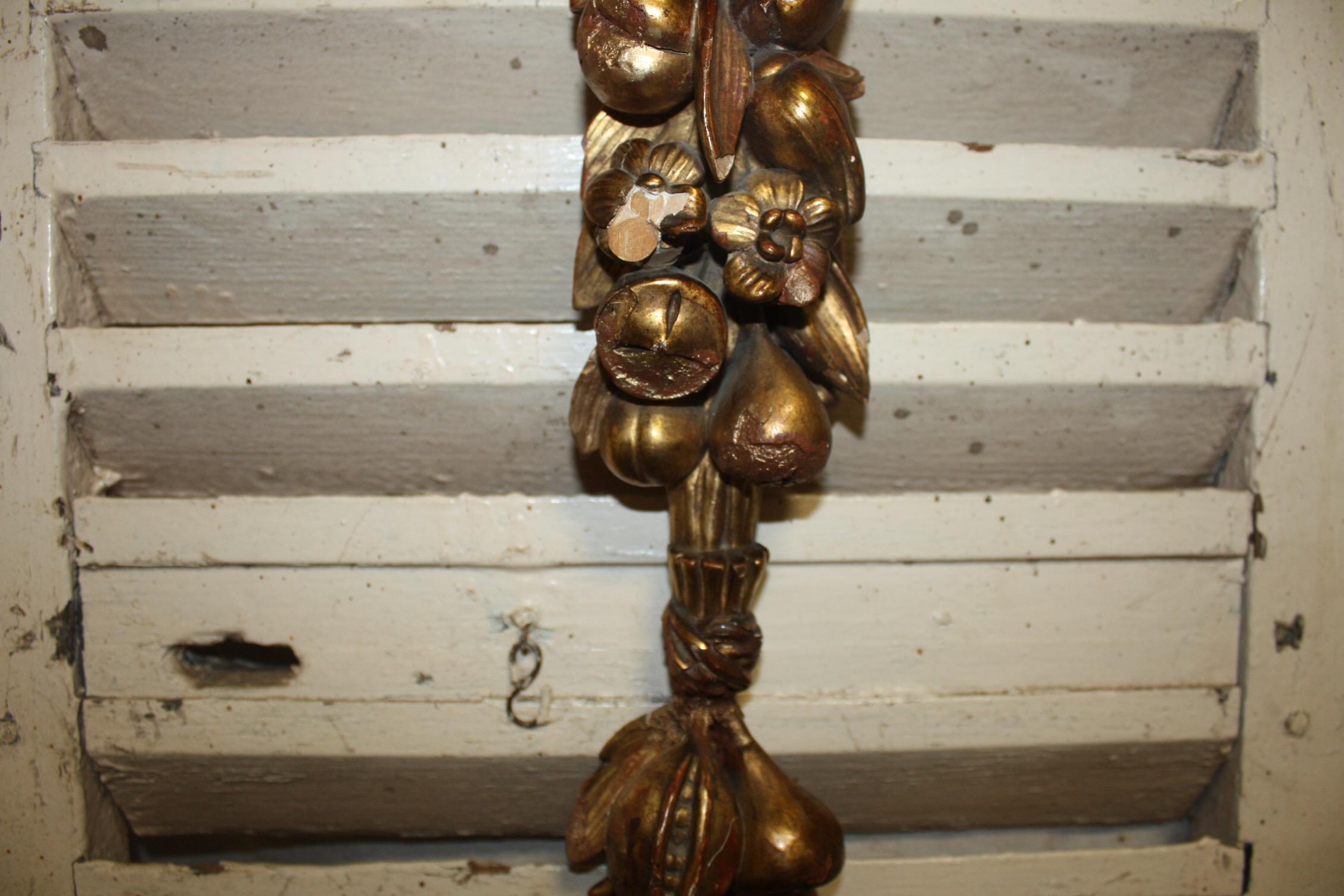 Early 20th Century French Wall Gilt Wood Ornament For Sale 2