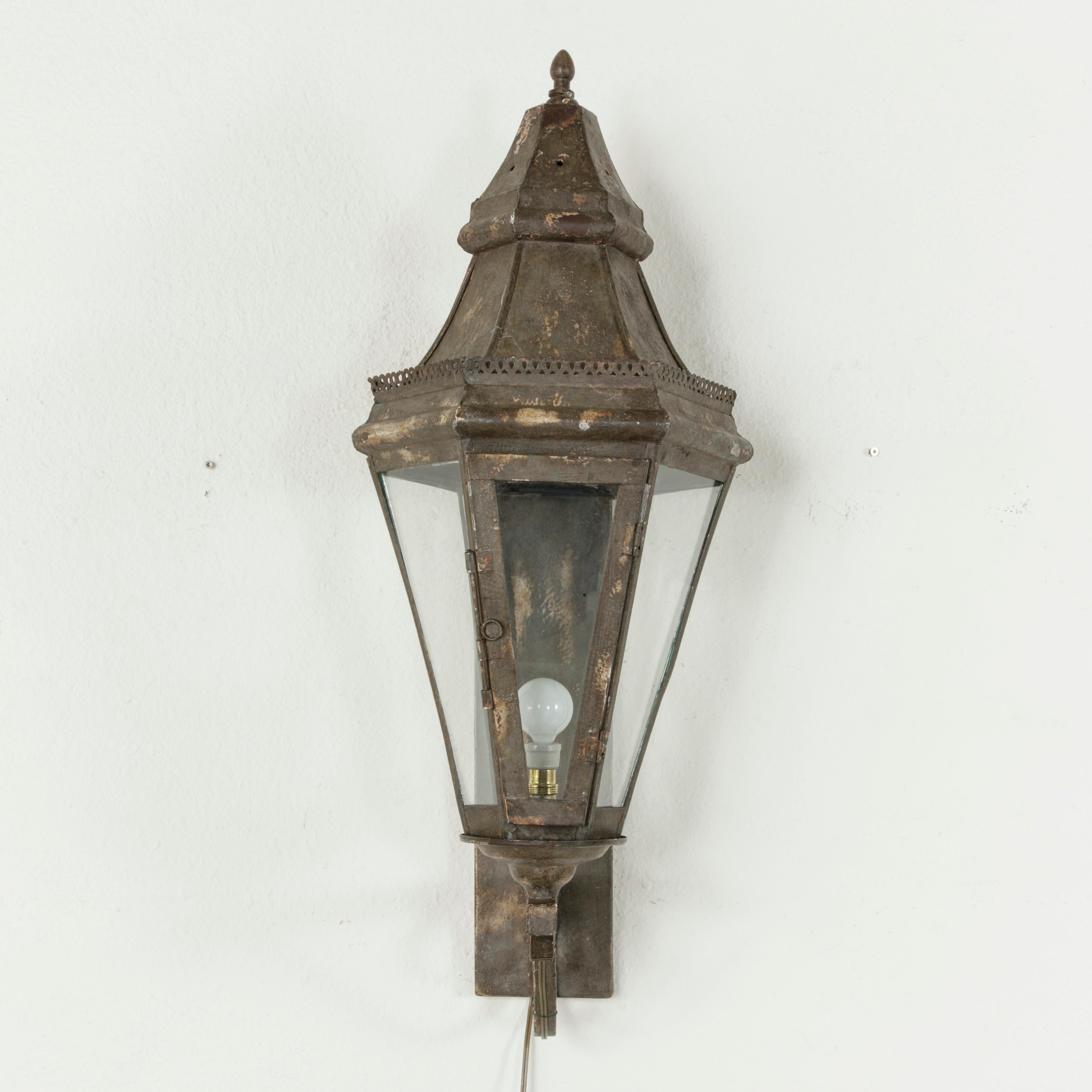 Early 20th Century French Wall Mounted Metal and Glass Venetian Lanterns In Good Condition In Fayetteville, AR