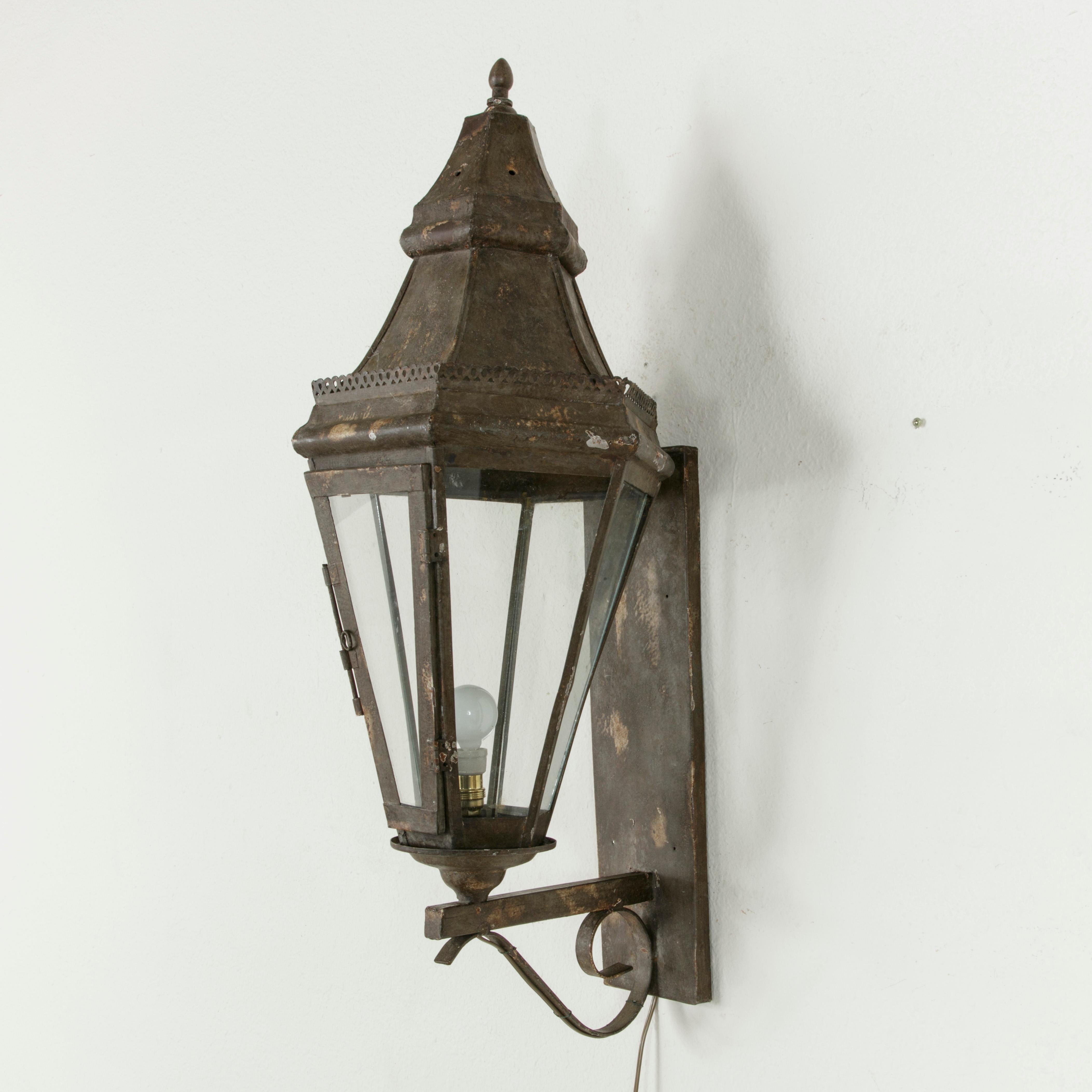 Early 20th Century French Wall Mounted Metal and Glass Venetian Lanterns 1