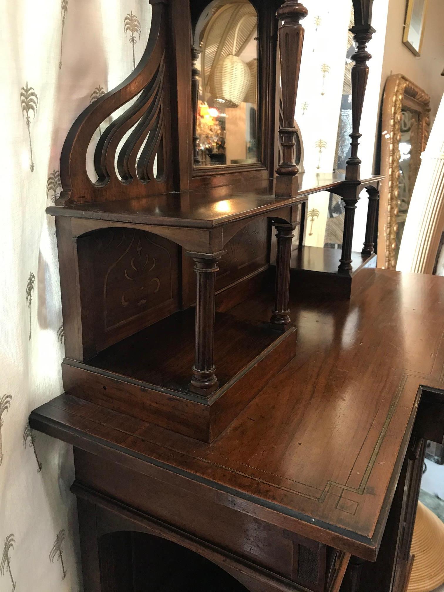 Early 20th Century French Walnut Art Nouveau Cabinet, 1900s 8