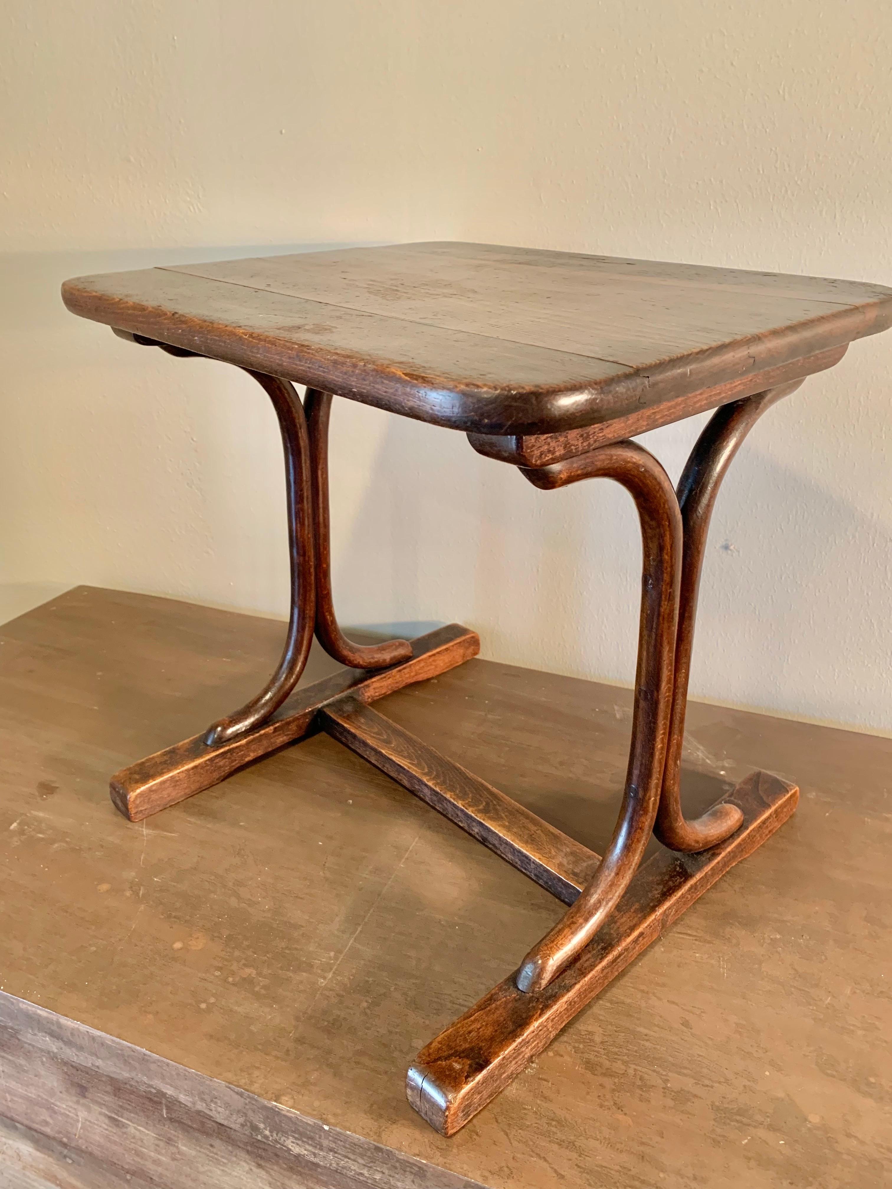 Early 20th Century French Walnut Bentwood Trestle Side Table For Sale 7