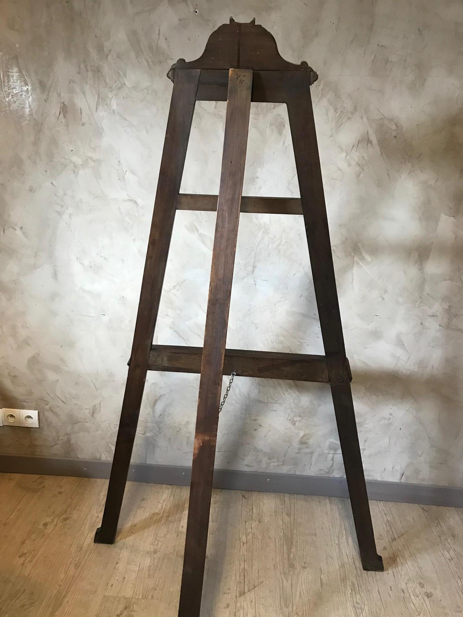 Early 20th Century French Walnut Easel, 1900s For Sale 1