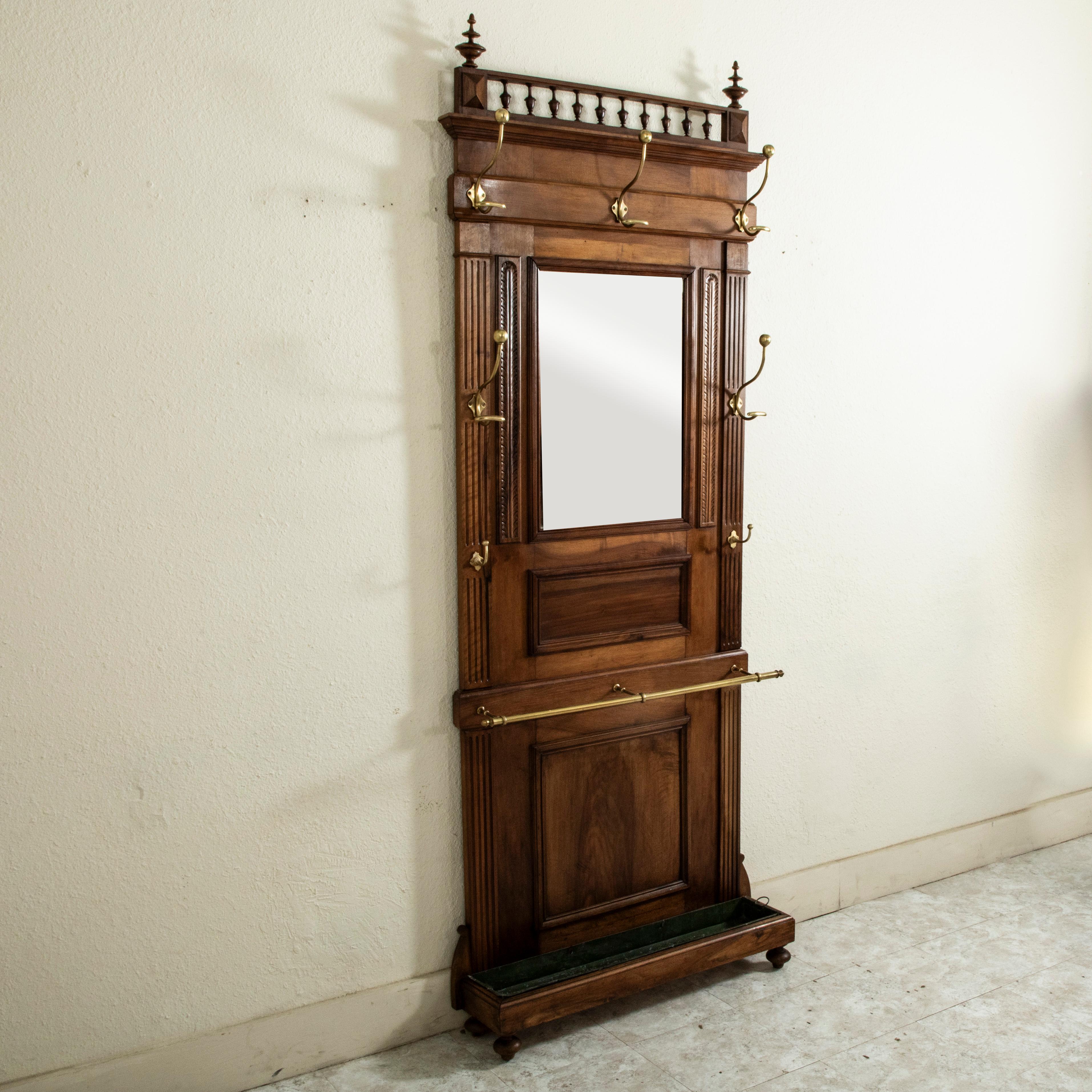 Early 20th Century French Walnut Hall Tree with Beveled Glass Mirror In Good Condition For Sale In Fayetteville, AR