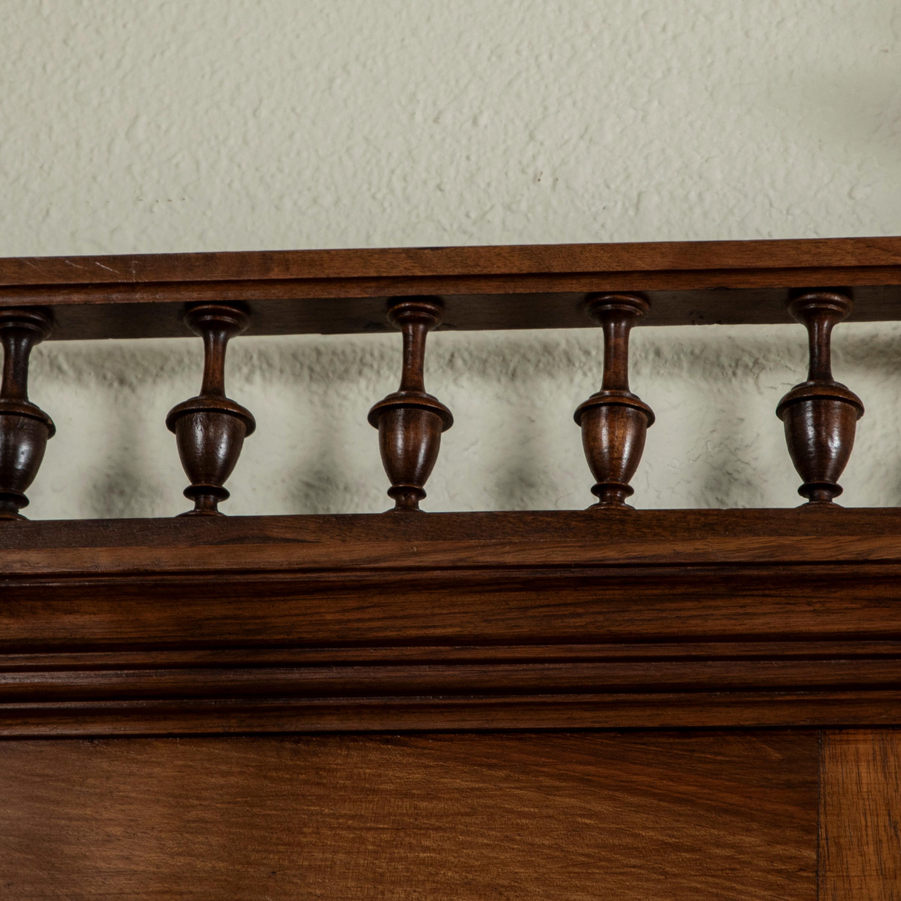 Early 20th Century French Walnut Hall Tree with Beveled Glass Mirror For Sale 5