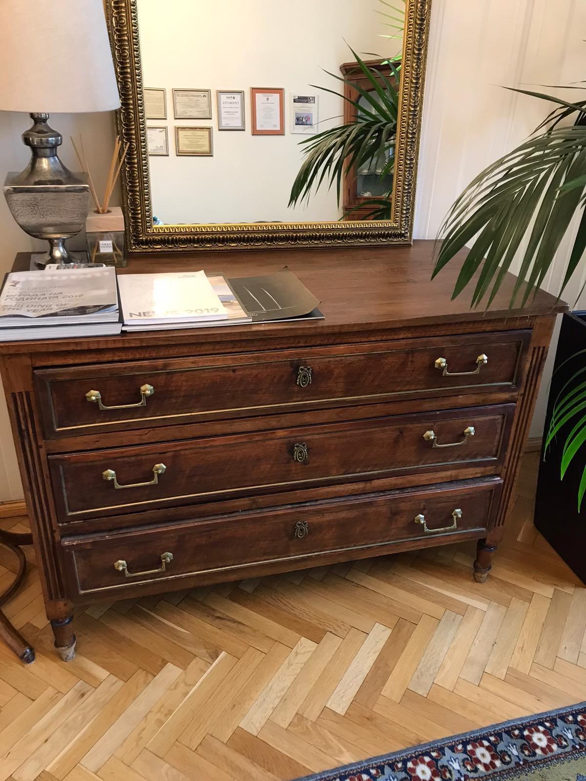 Beautiful authentic three drawer French commode with red velvet interior and bronze handles. 
Very good condition.
France, circa 1910.