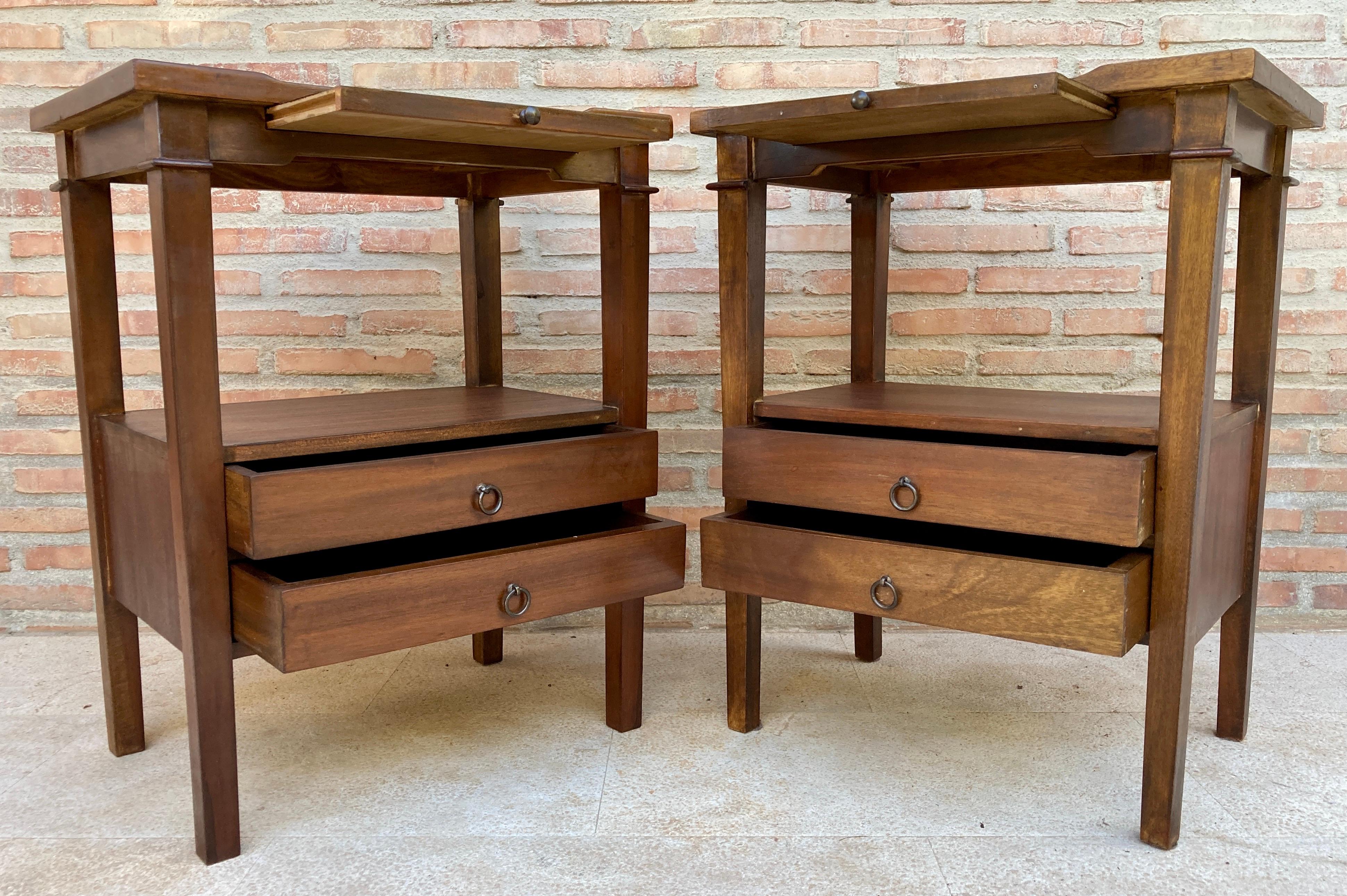 Early 20th Century French Walnut Nightstands 1940s Set of 2 3