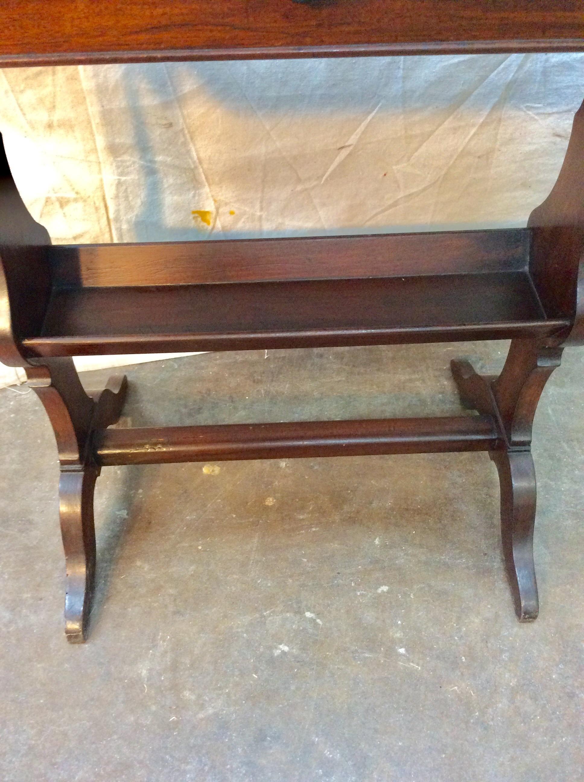 Early 20th Century French Walnut One Drawer Side Table For Sale 6