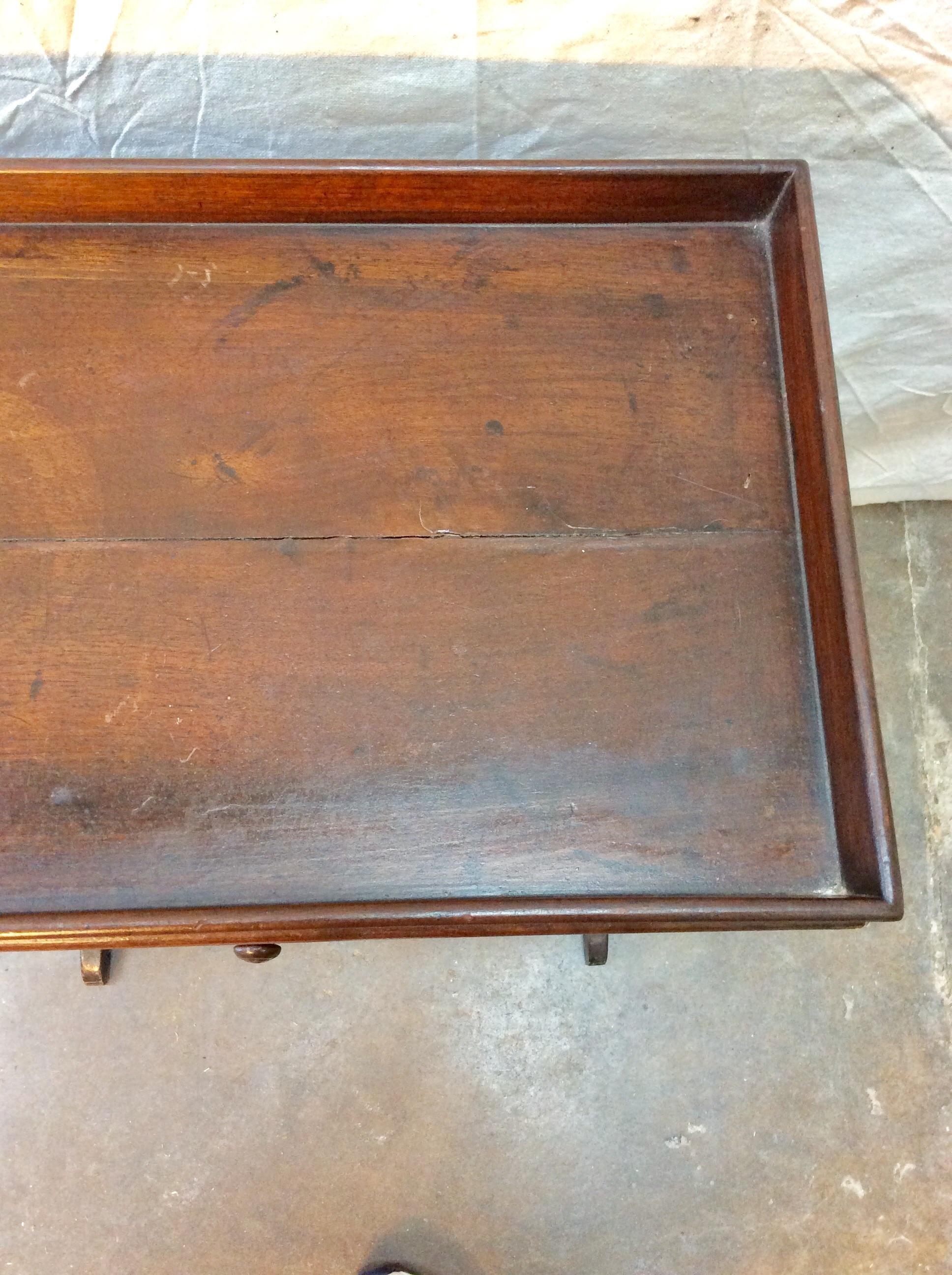 Early 20th Century French Walnut One Drawer Side Table For Sale 3