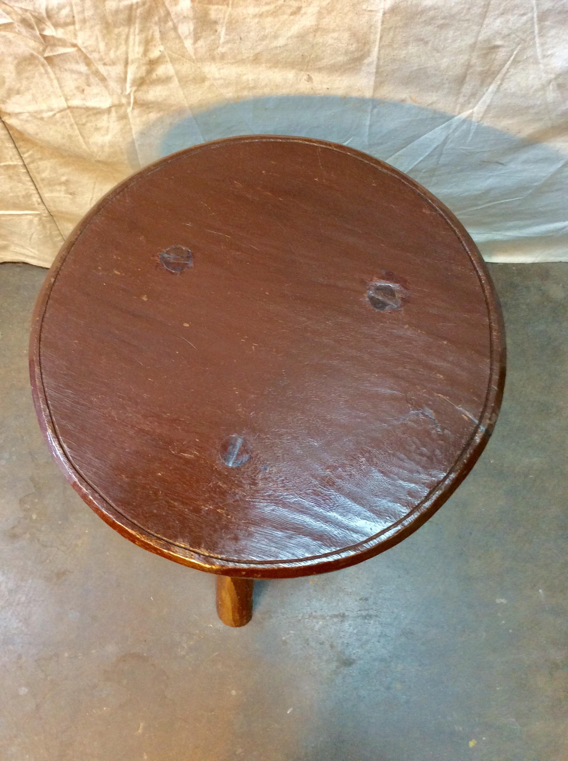 Early 20th Century French Walnut Patinated Side Table In Good Condition In Burton, TX