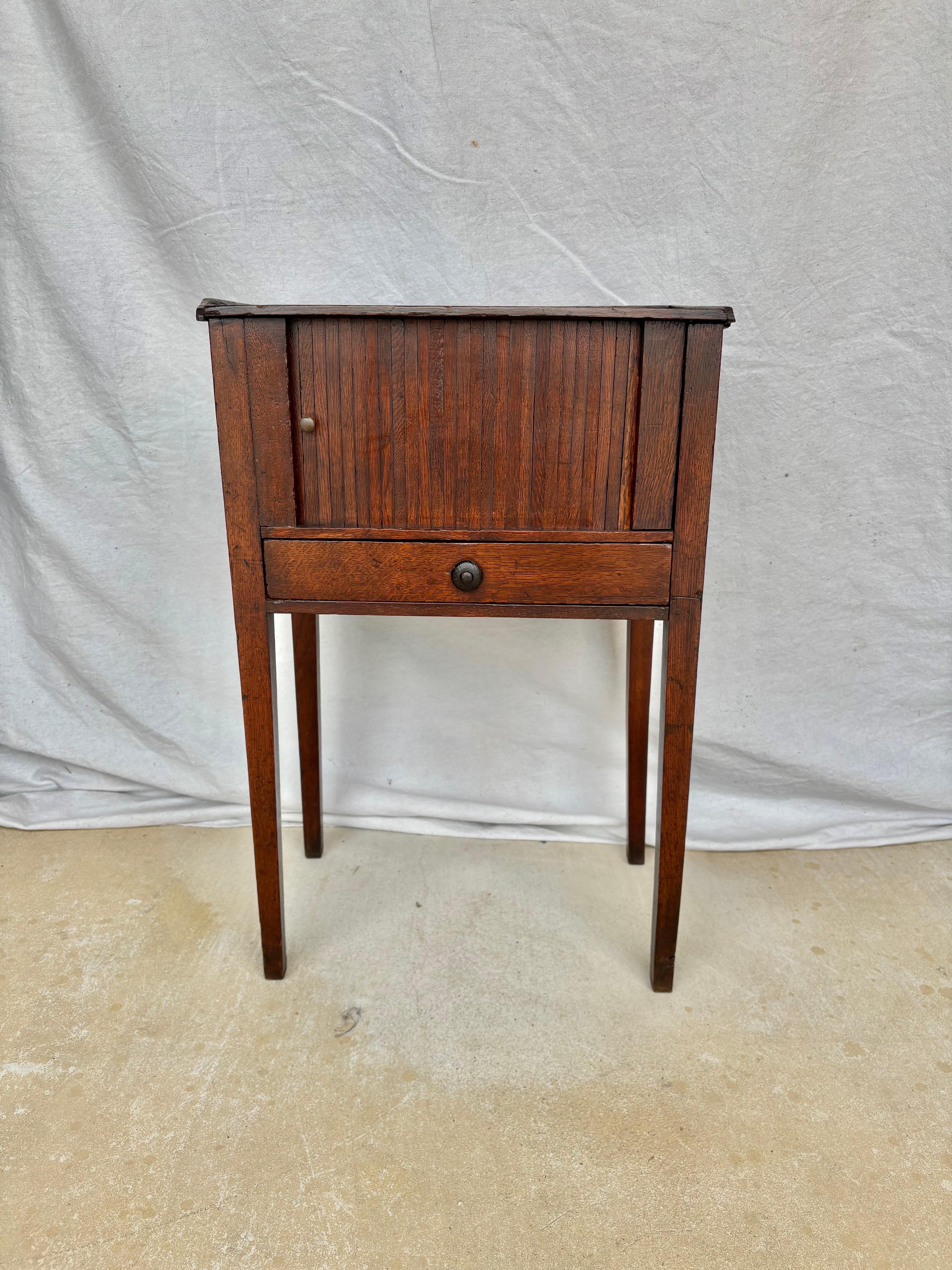 Early 20th Century French Walnut Tambour Door Side Table In Good Condition In Burton, TX