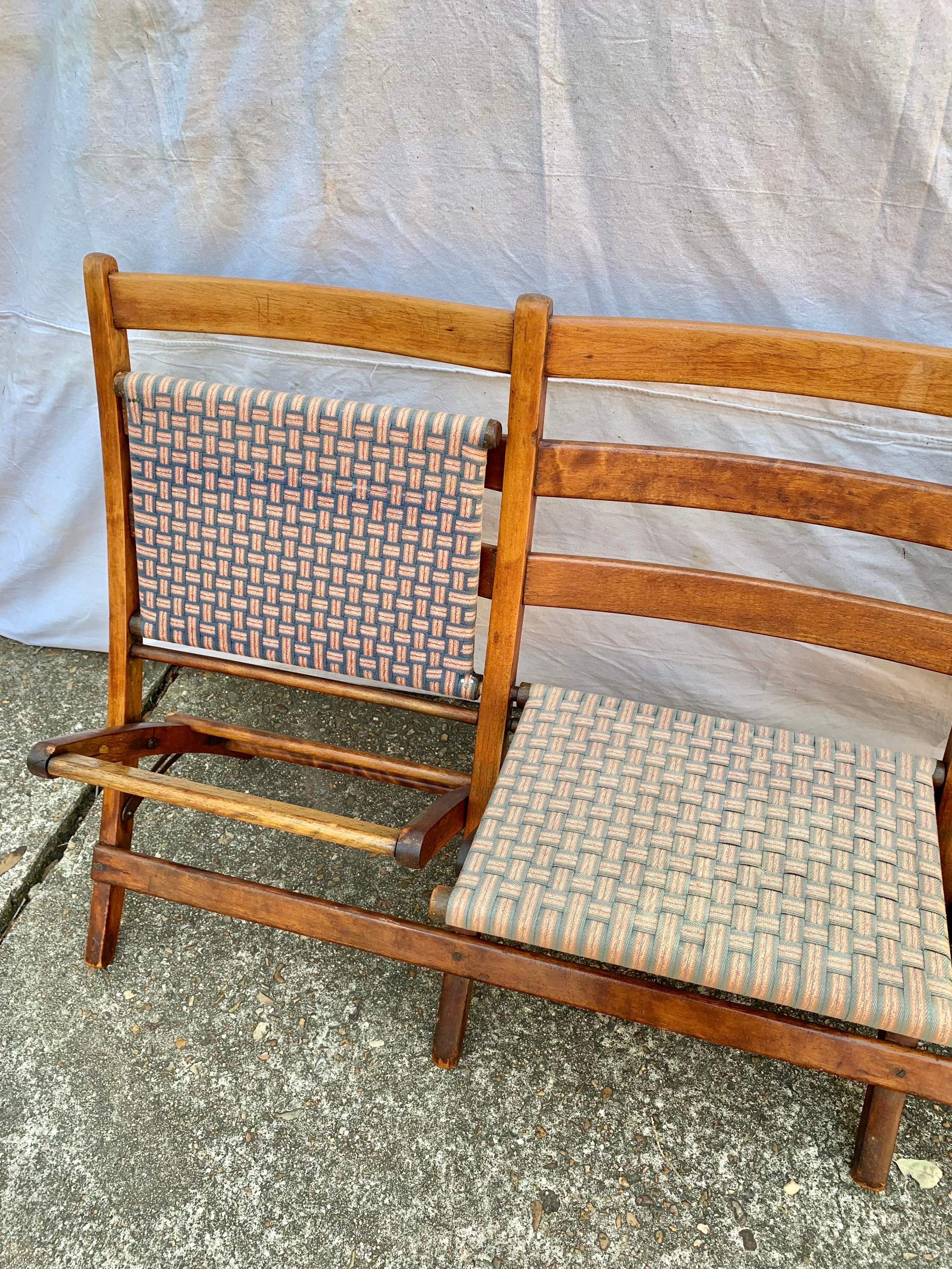Early 20th Century French Walnut Three Seat Folding Bench For Sale 1
