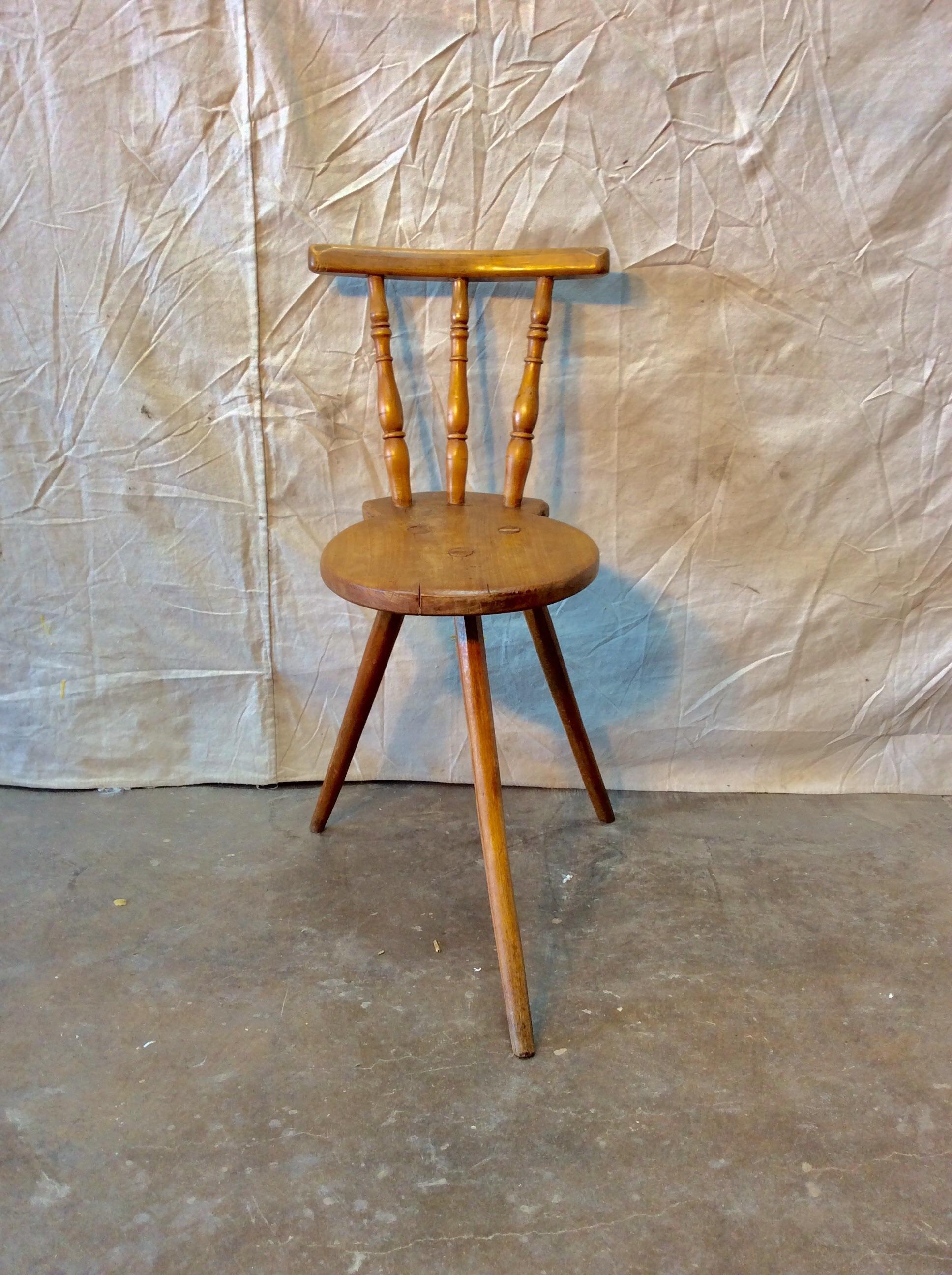 Early 20th Century French Walnut Tripod Accent Chair 8