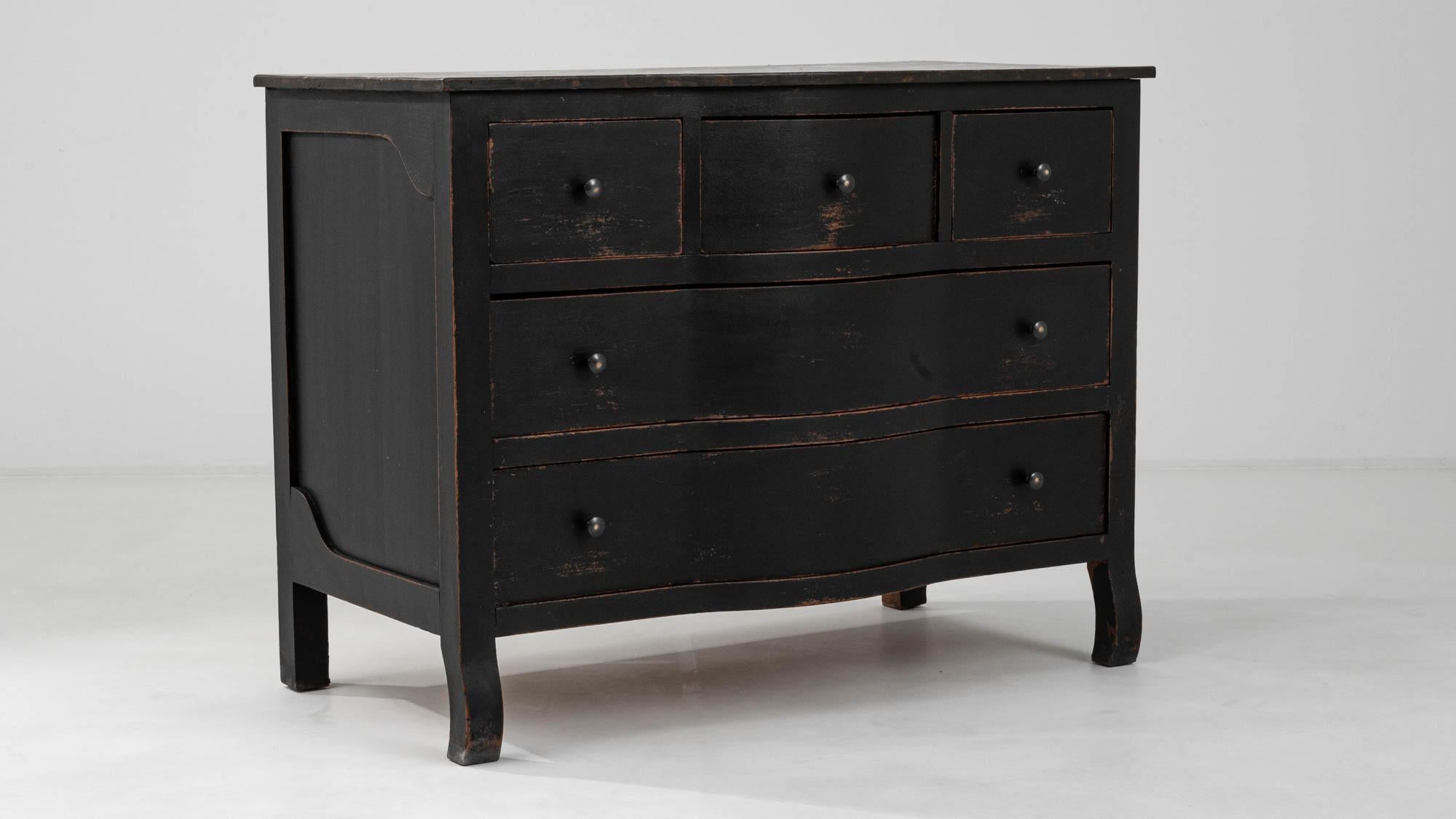 Early 20th Century French Wood Black Patinated Chest Of Drawers For Sale 5