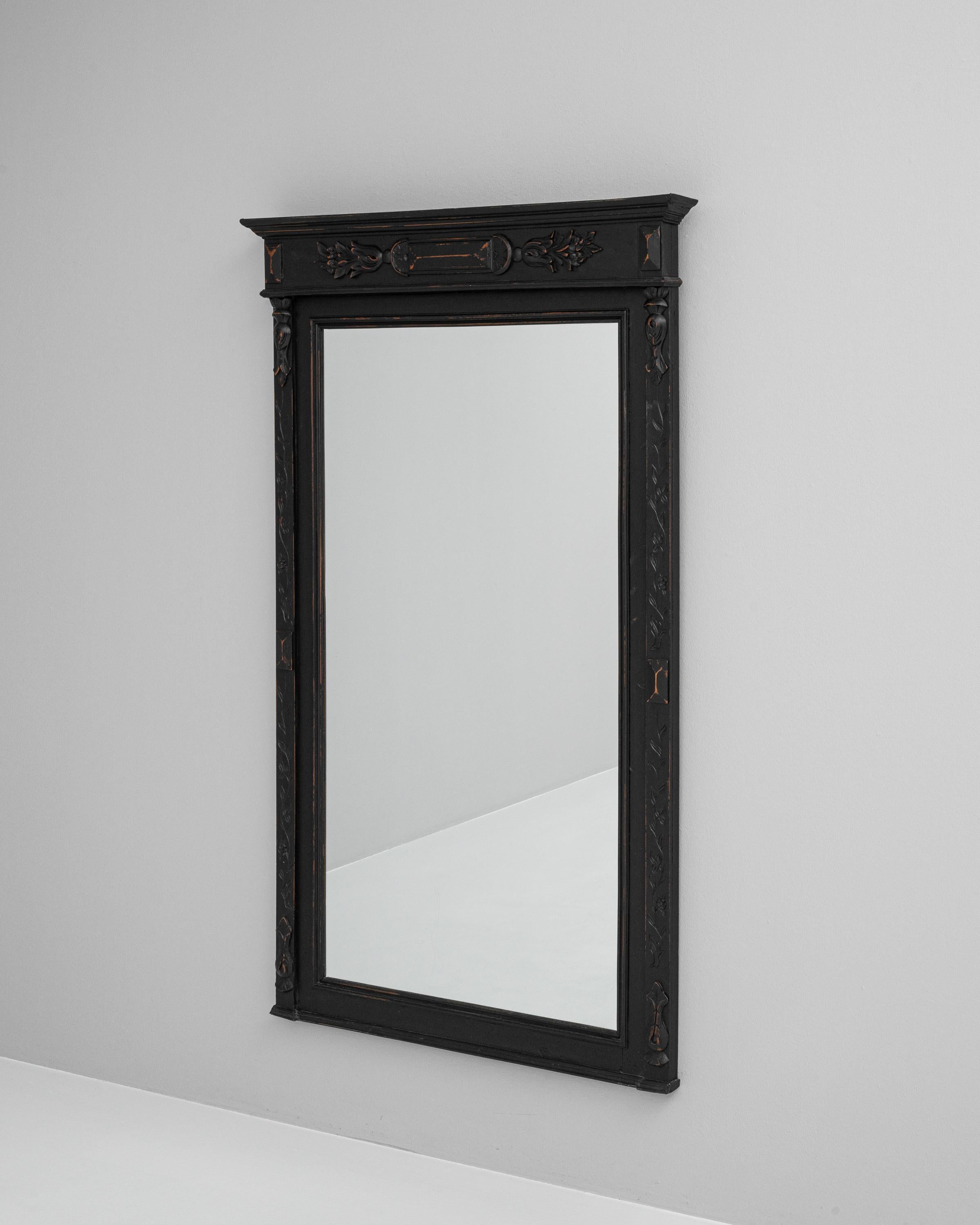 Early 20th Century French Wood Black Patinated Mirror For Sale 1