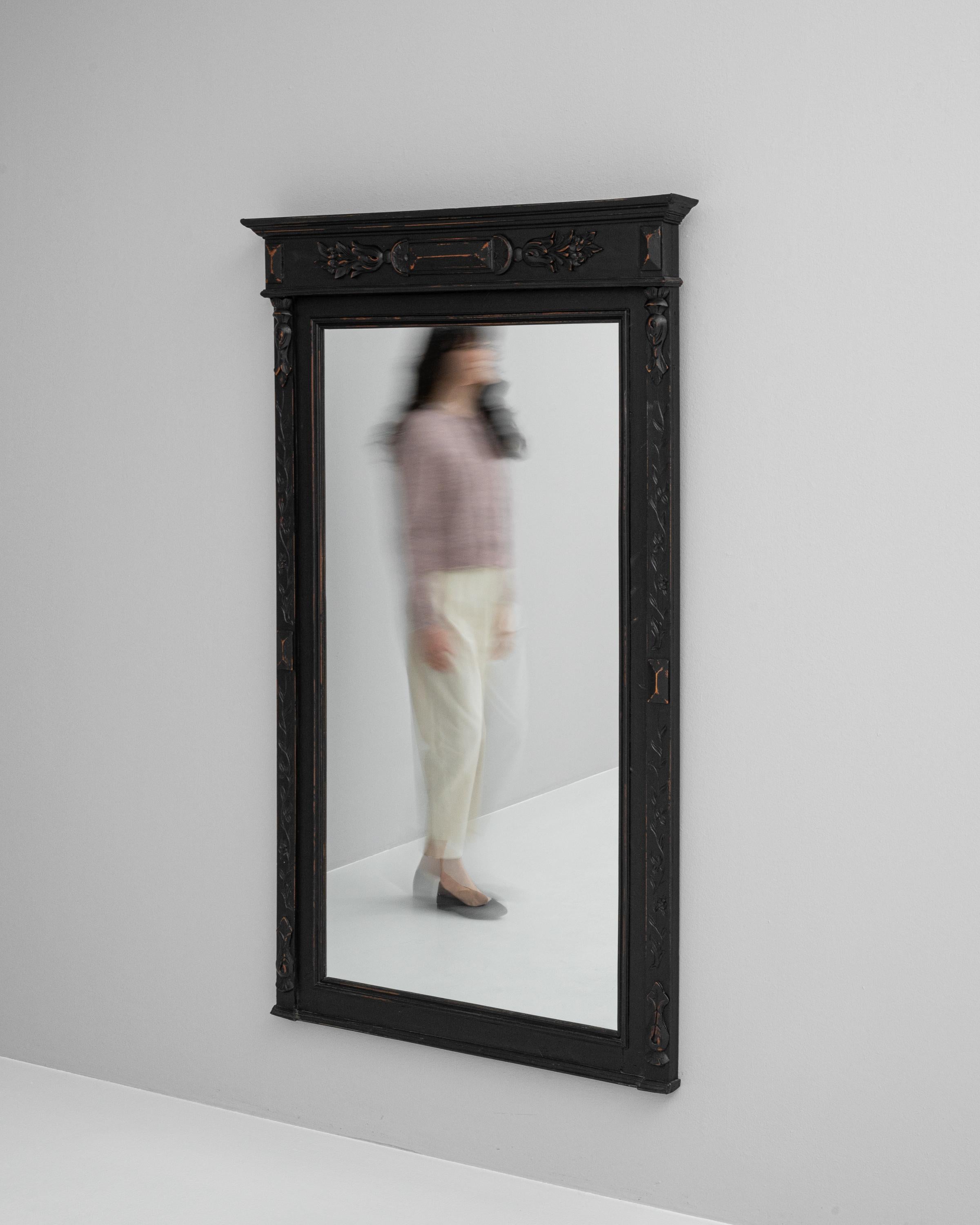 Early 20th Century French Wood Black Patinated Mirror For Sale 4