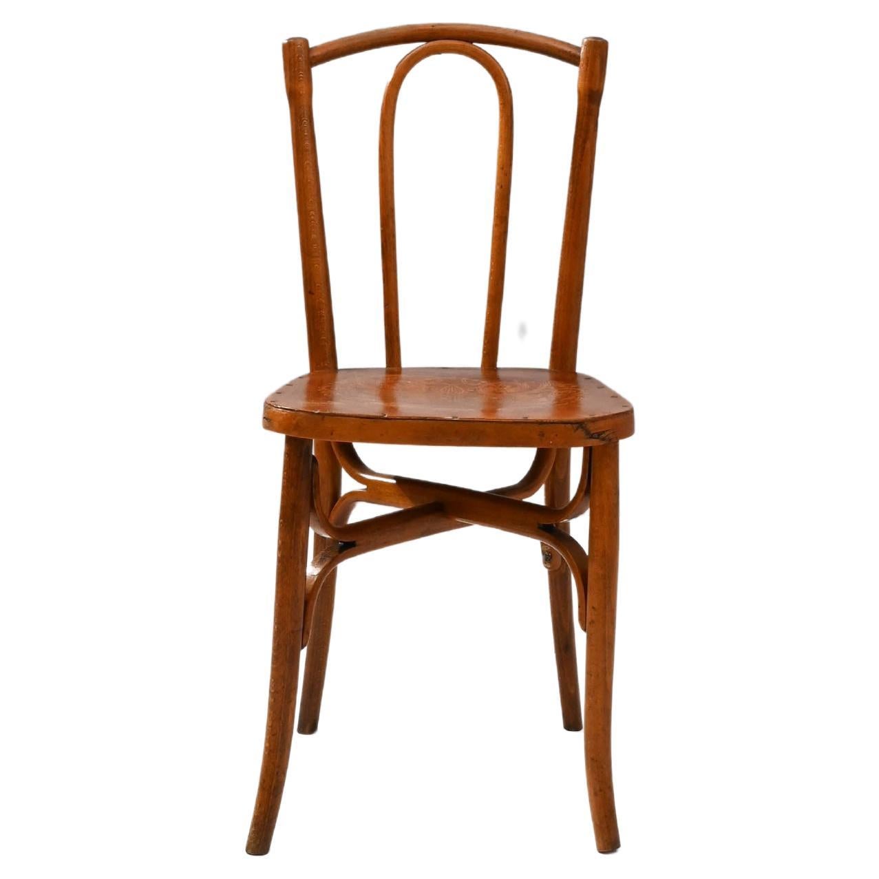 Early 20th Century French Wooden Bistro Accent Chair For Sale