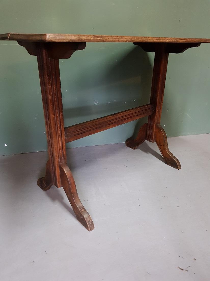 Early 20th Century French Wooden Bistro Table For Sale 1