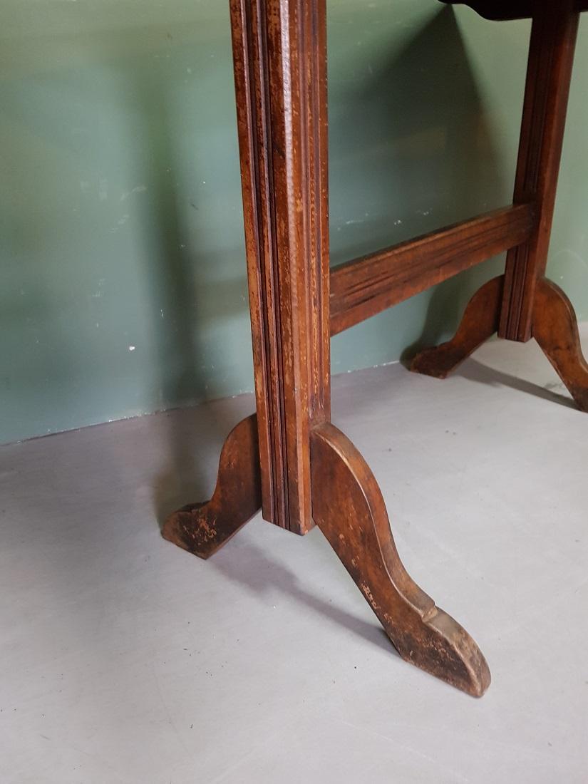 Early 20th Century French Wooden Bistro Table For Sale 2