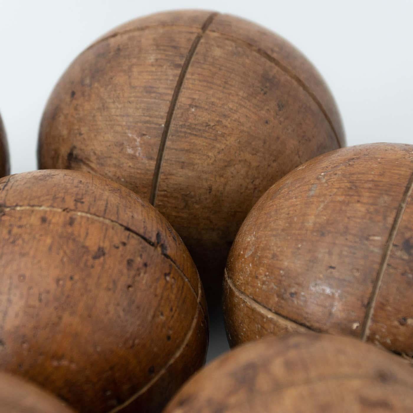 Early 20th Century French Wooden Bowling Game: Rustic Artwork & Timeless Fun For Sale 6