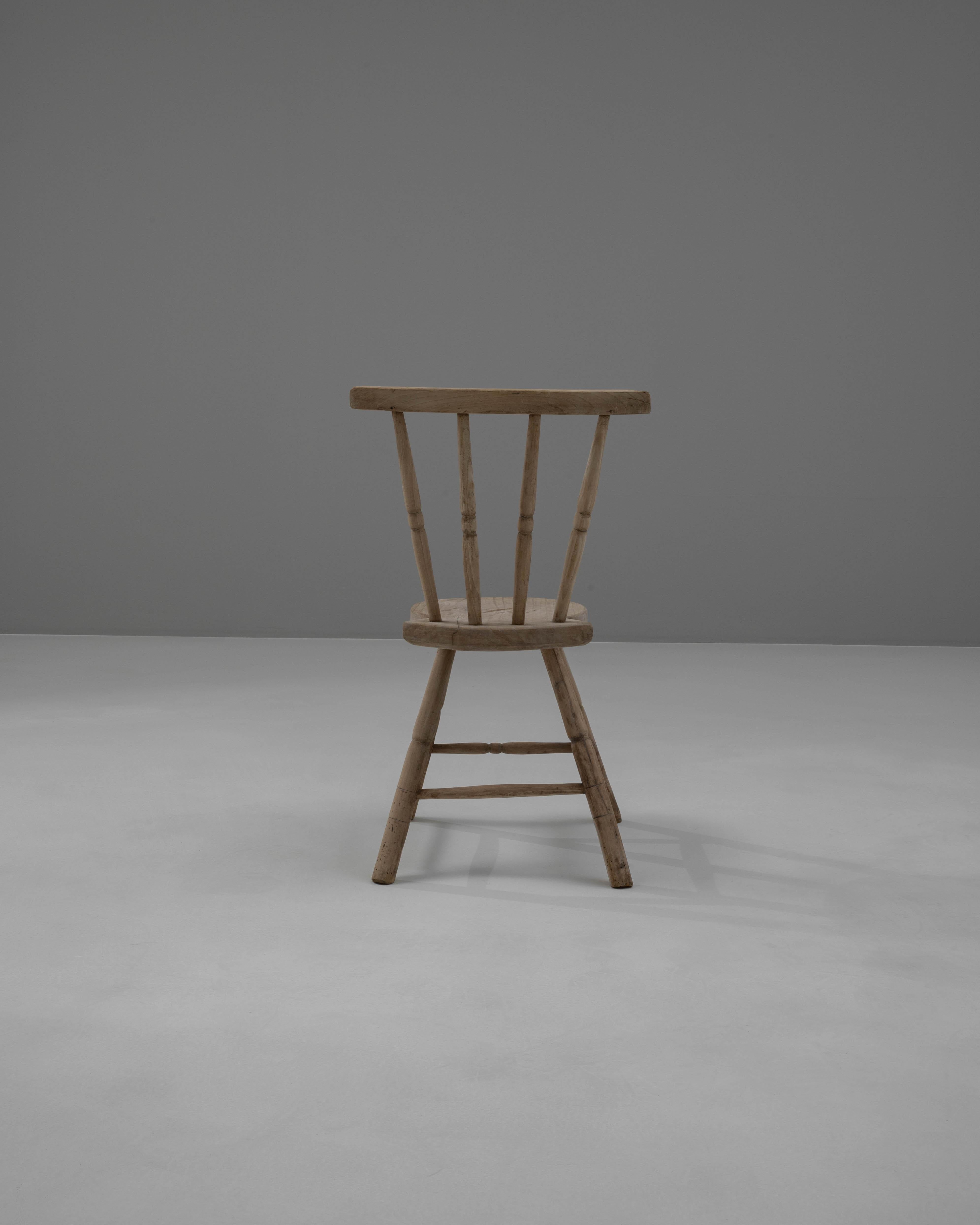 Francese Sedia in legno francese dei primi del Novecento in vendita