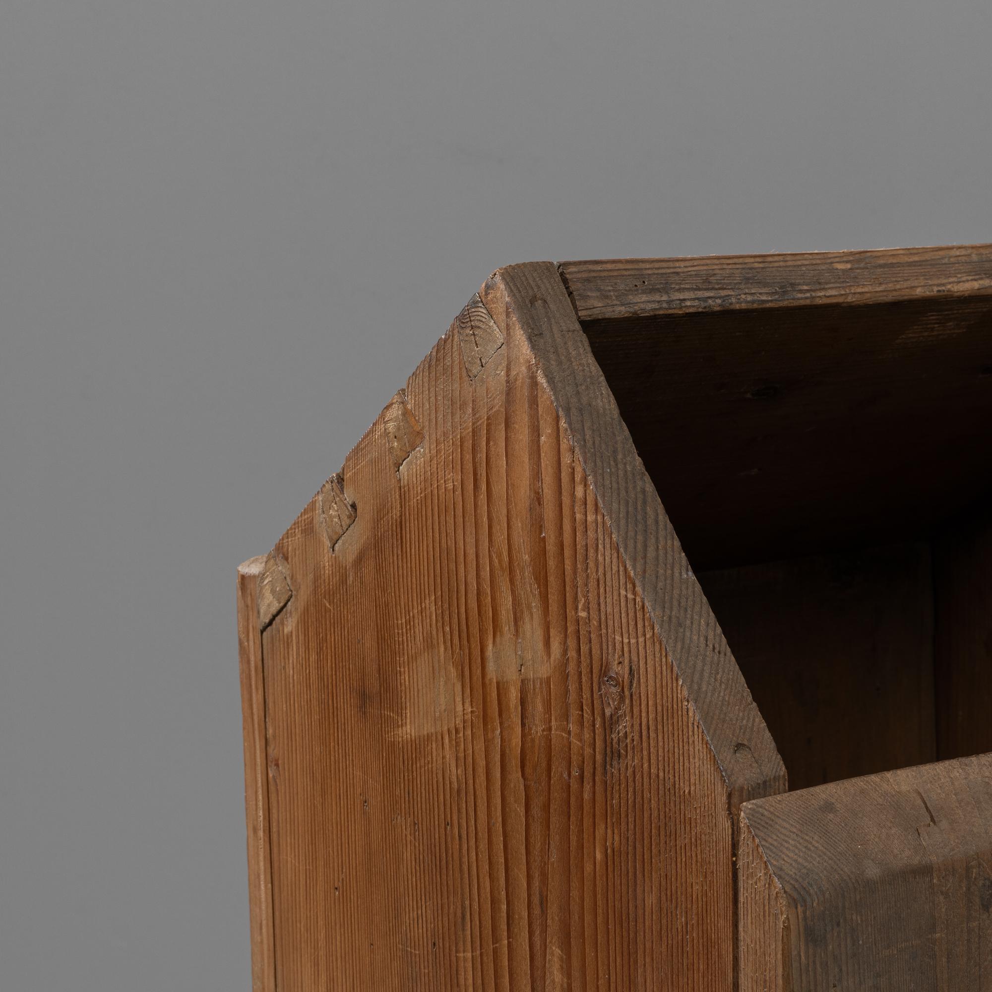 Early 20th Century French Wooden Crate 5