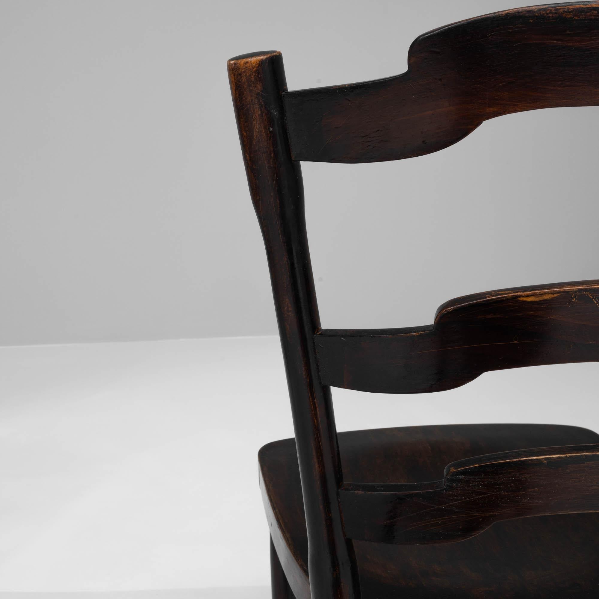 Chaises de salle à manger en bois françaises du début du 20e siècle, ensemble de 4 en vente 10