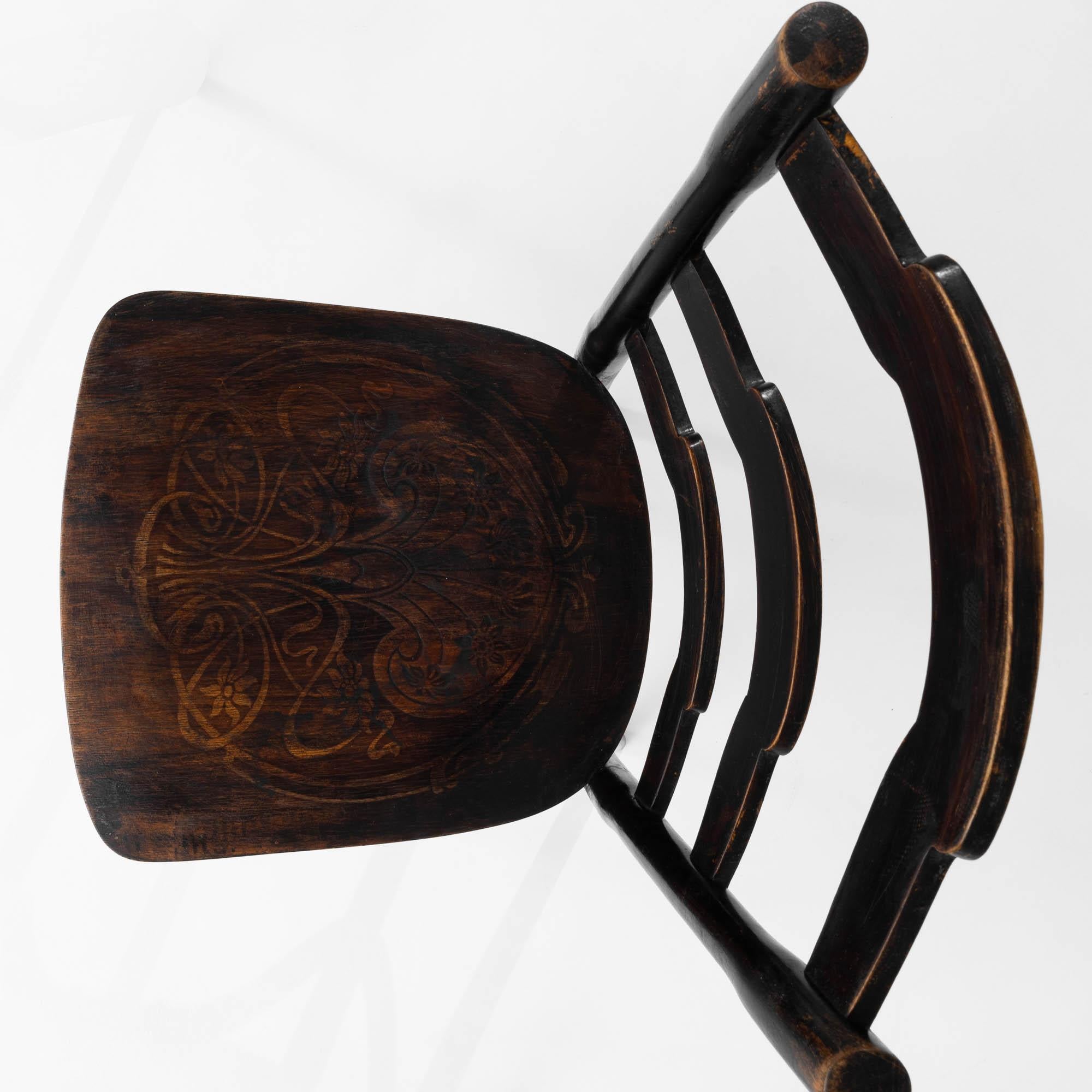 Chaises de salle à manger en bois françaises du début du 20e siècle, ensemble de 4 en vente 11