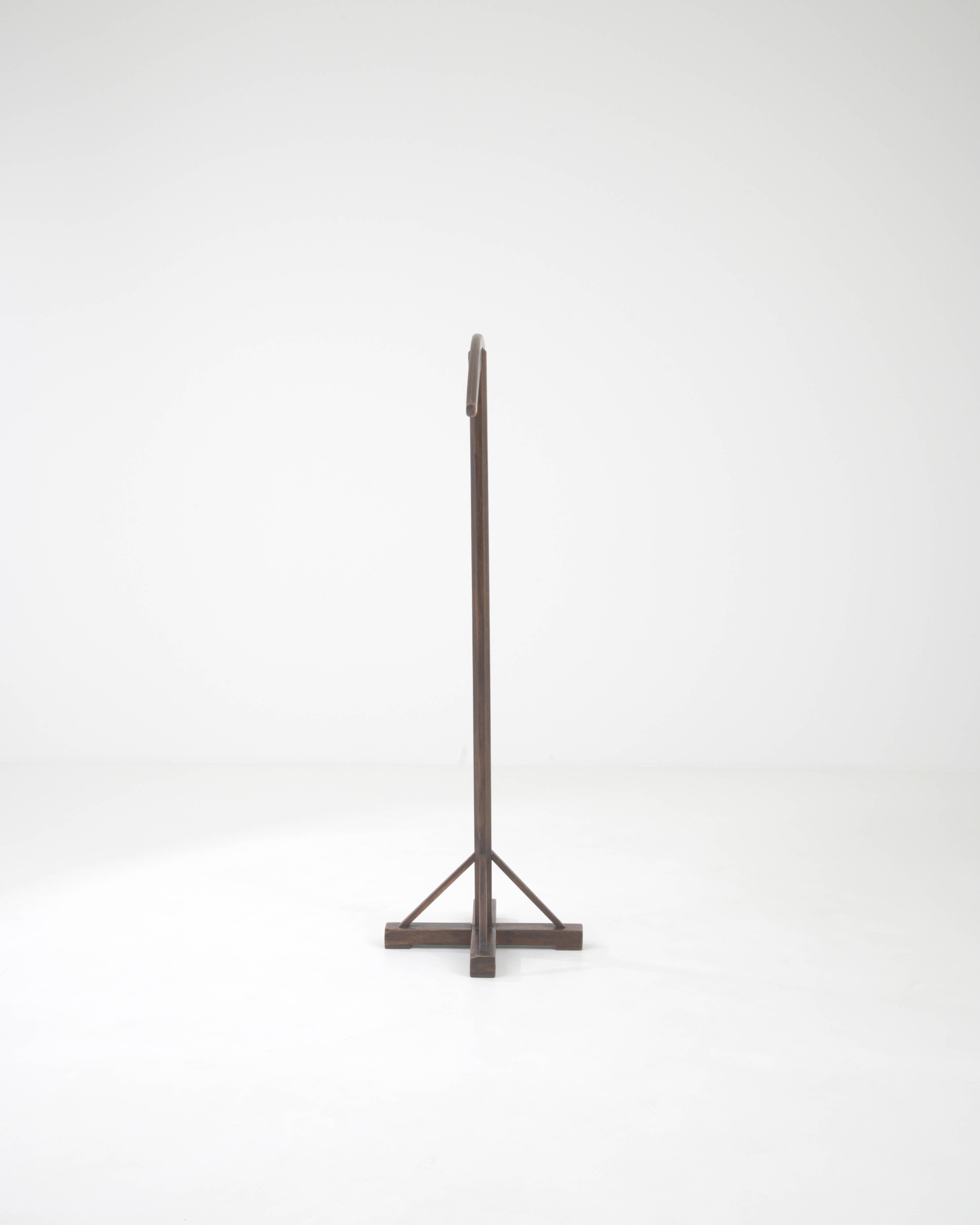 Early 20th Century French Wooden Floor Hanger 2