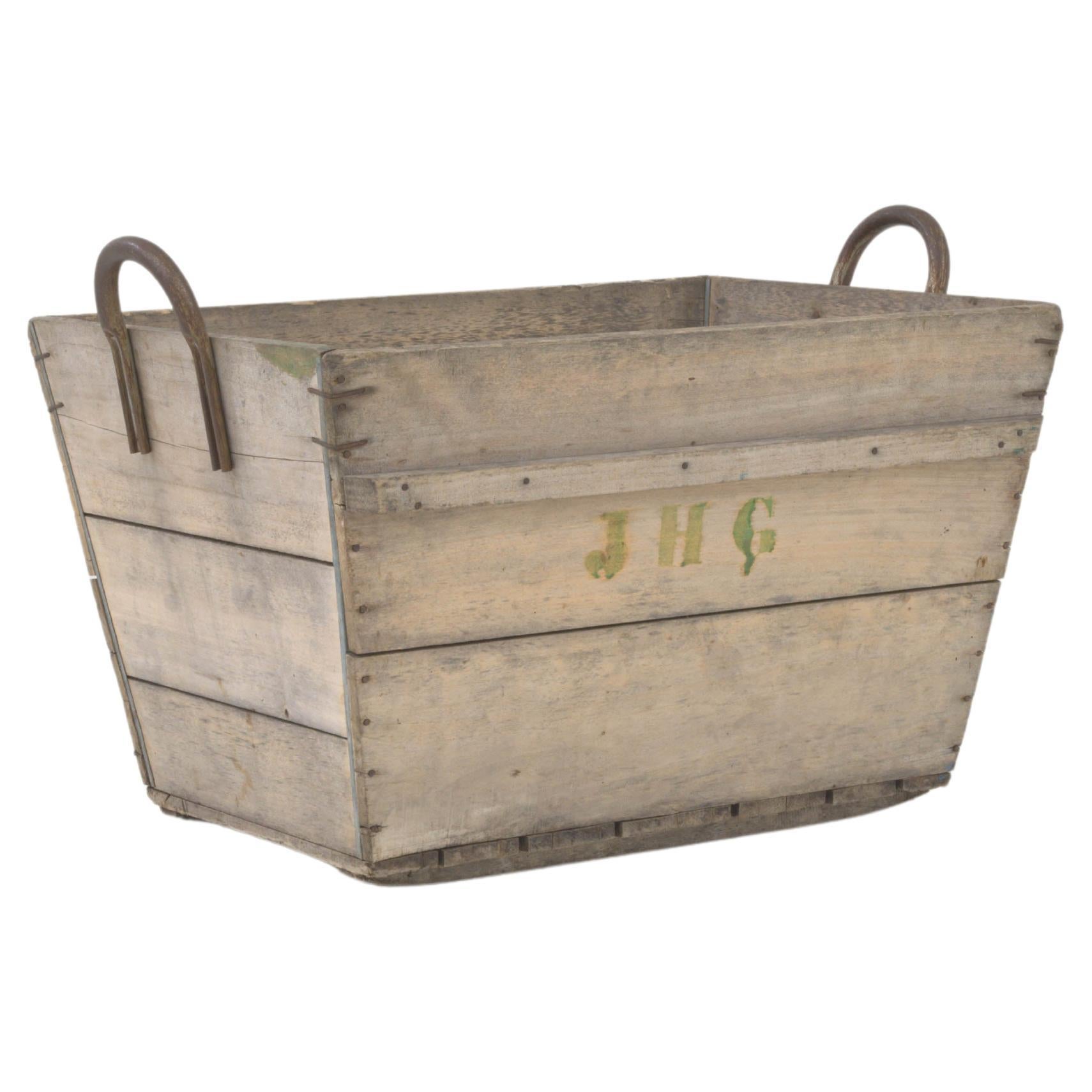 Early 20th Century French Wooden Grape Crate For Sale