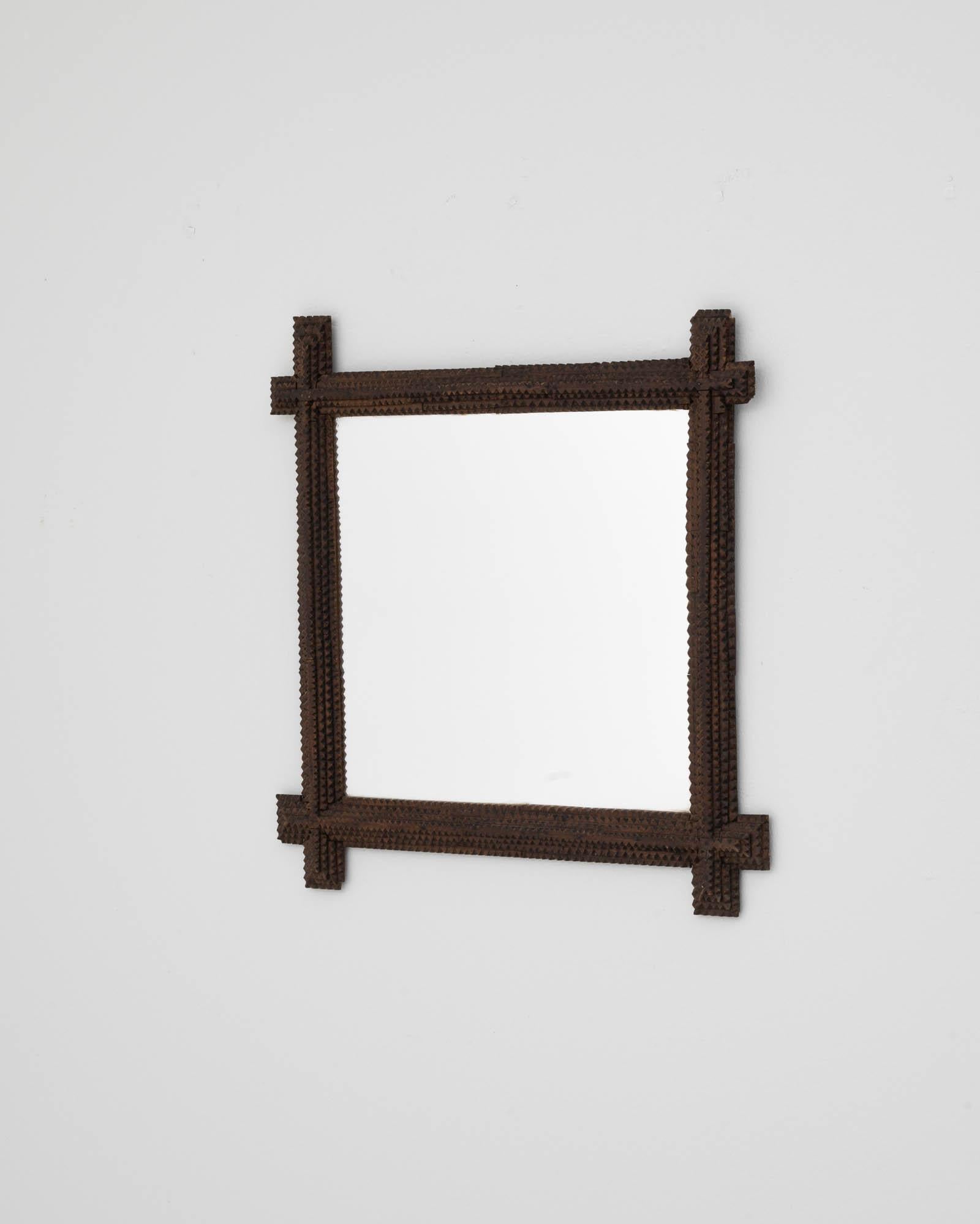 Early 20th Century French Wooden Mirror In Good Condition For Sale In High Point, NC