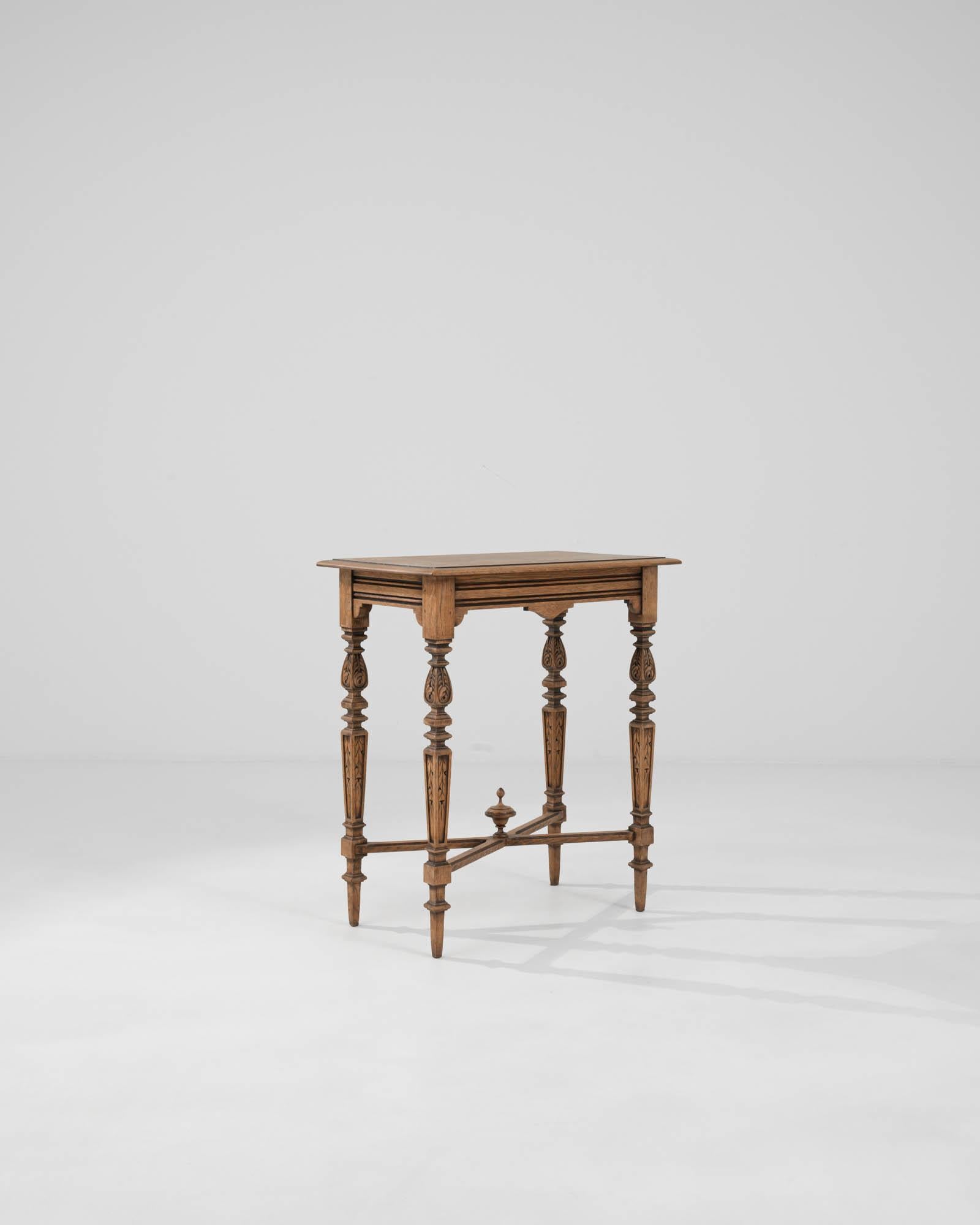Early 20th Century French Wooden Side Table For Sale 1